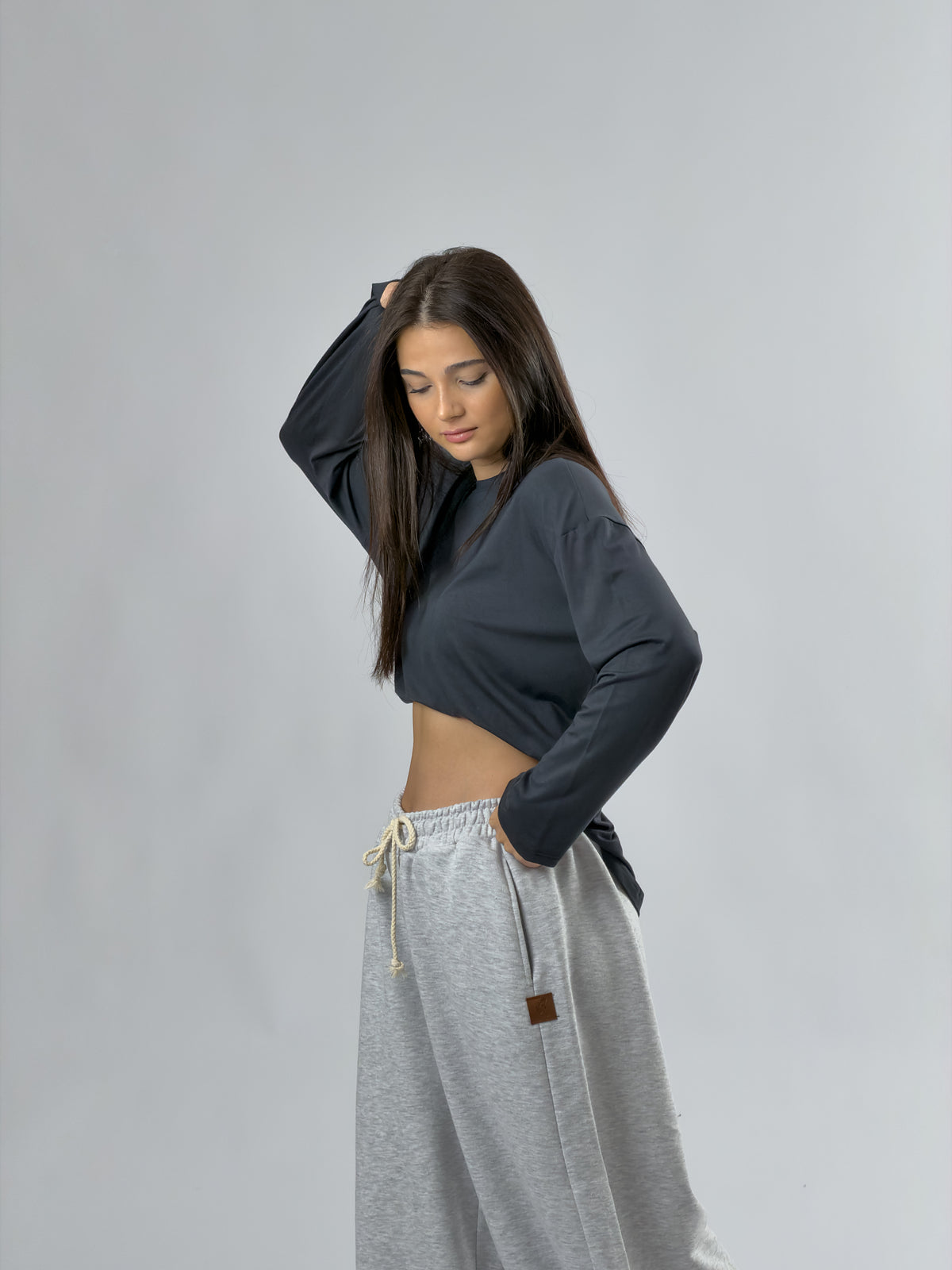 Antrasit Bisiklet Yaka Basic Kadın Sweatshirt COC3549
