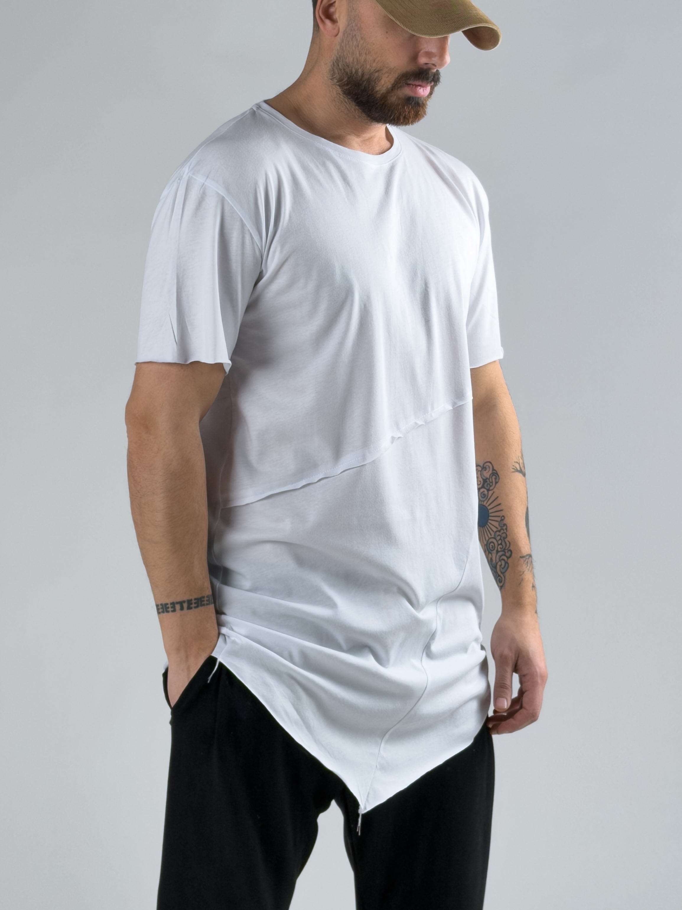 Asimetrik Beyaz Erkek T-Shirt COC3011