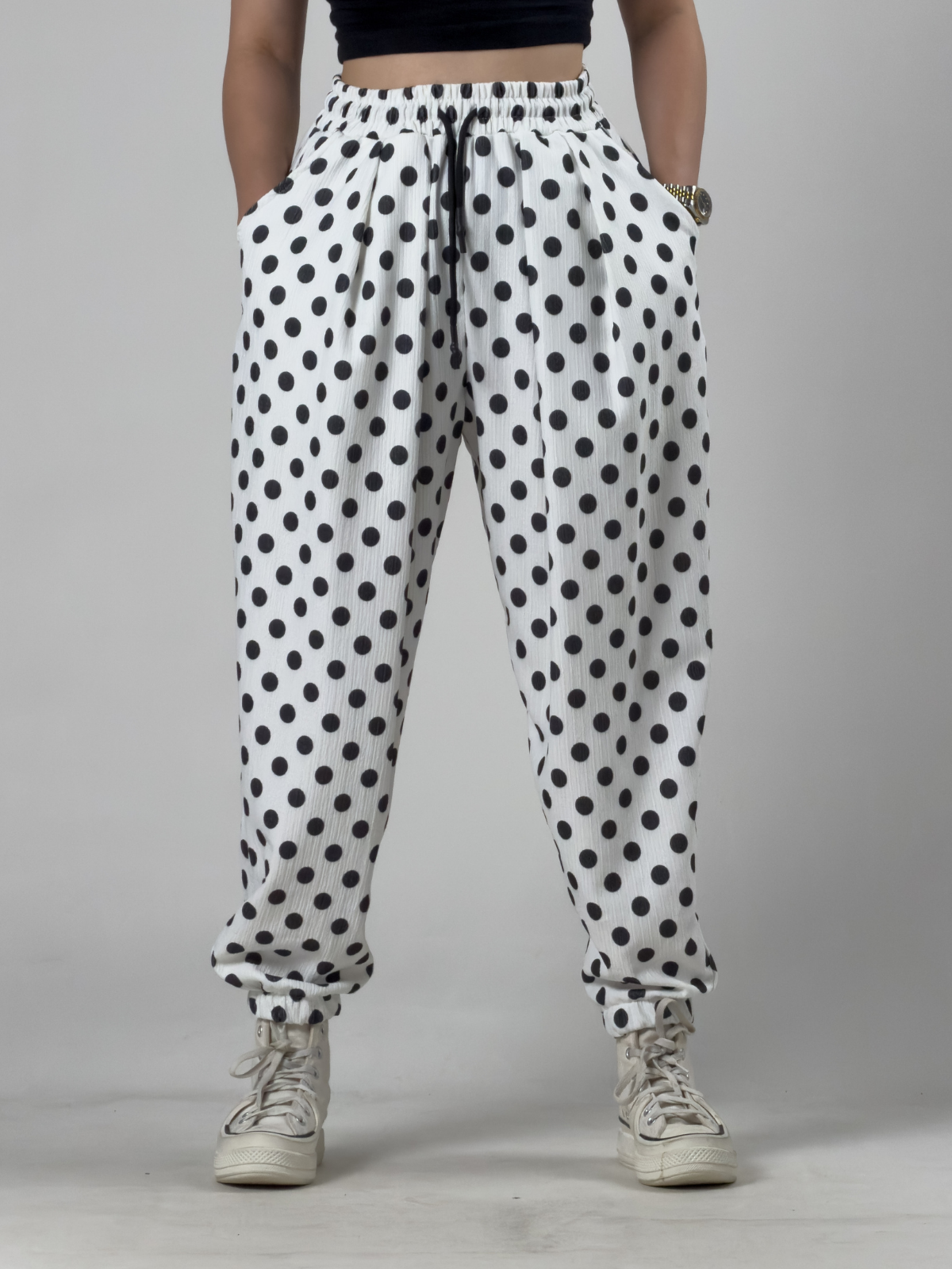 Beyaz Puantiyeli Kadın Jogger Pantolon COC3258