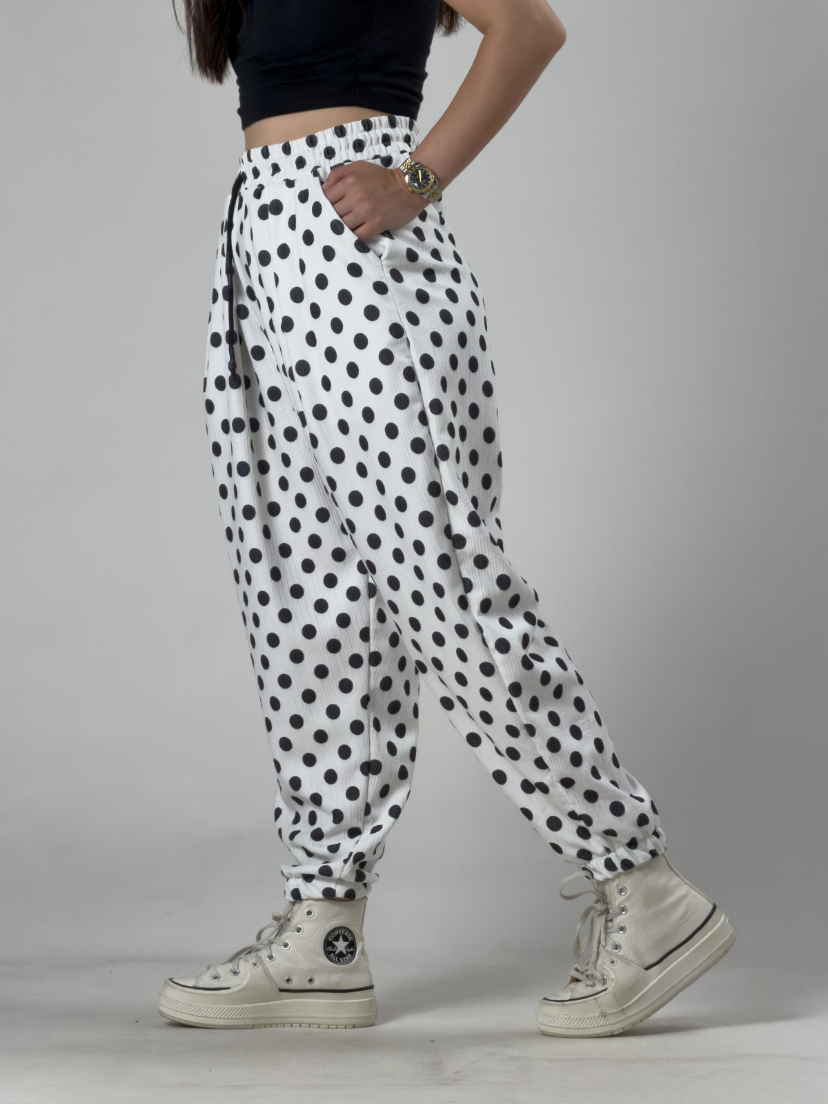 Beyaz Puantiyeli Kadın Jogger Pantolon COC3258