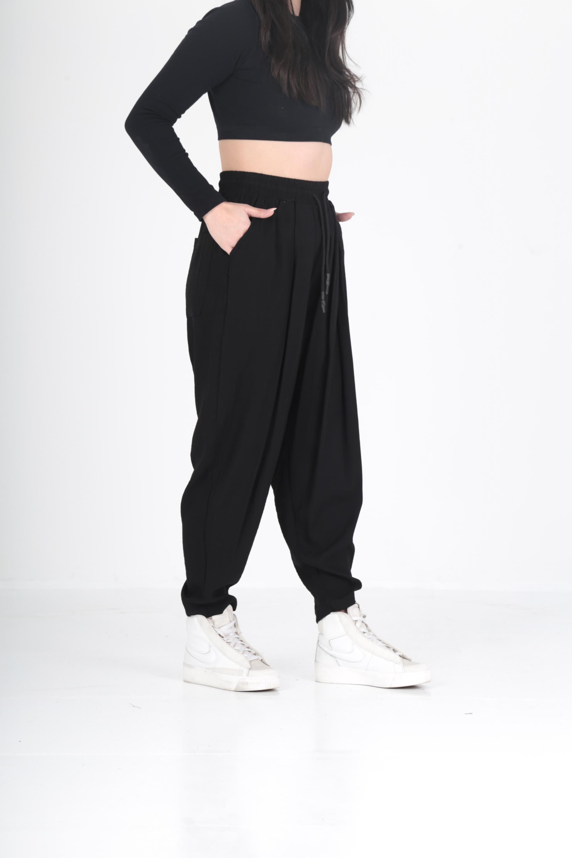 Bürümcük Kumaş Siyah Pileli Jogger Pantolon COC2479