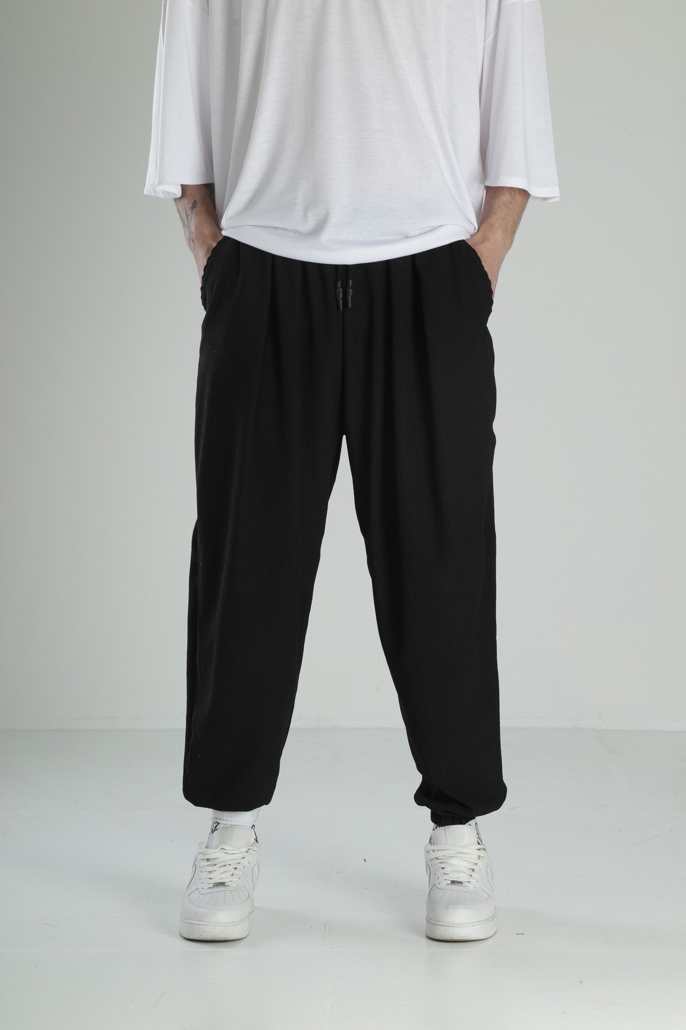 Bürümcük Kumaş Siyah Pileli Yarım Şalvar COC2488