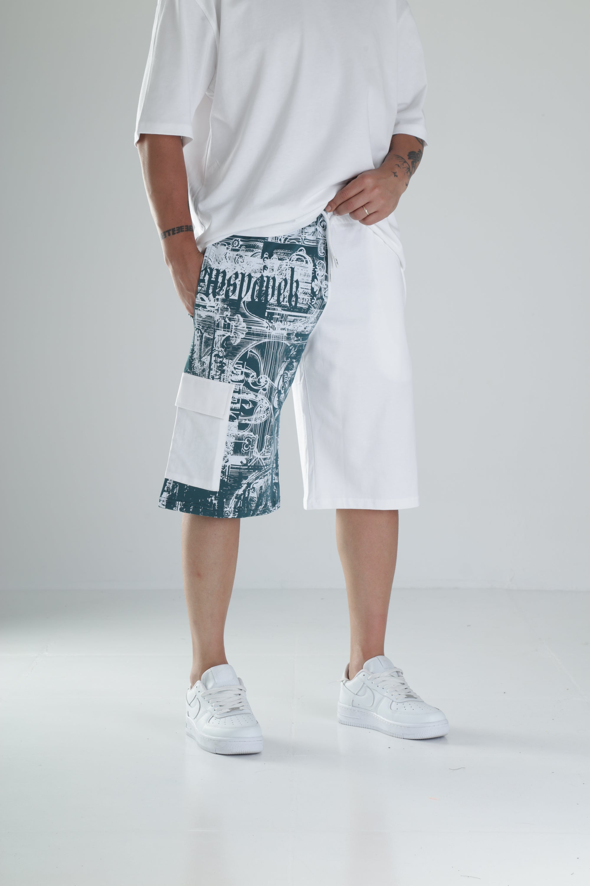 Desenli Tasarım Beyaz Şort COC1486