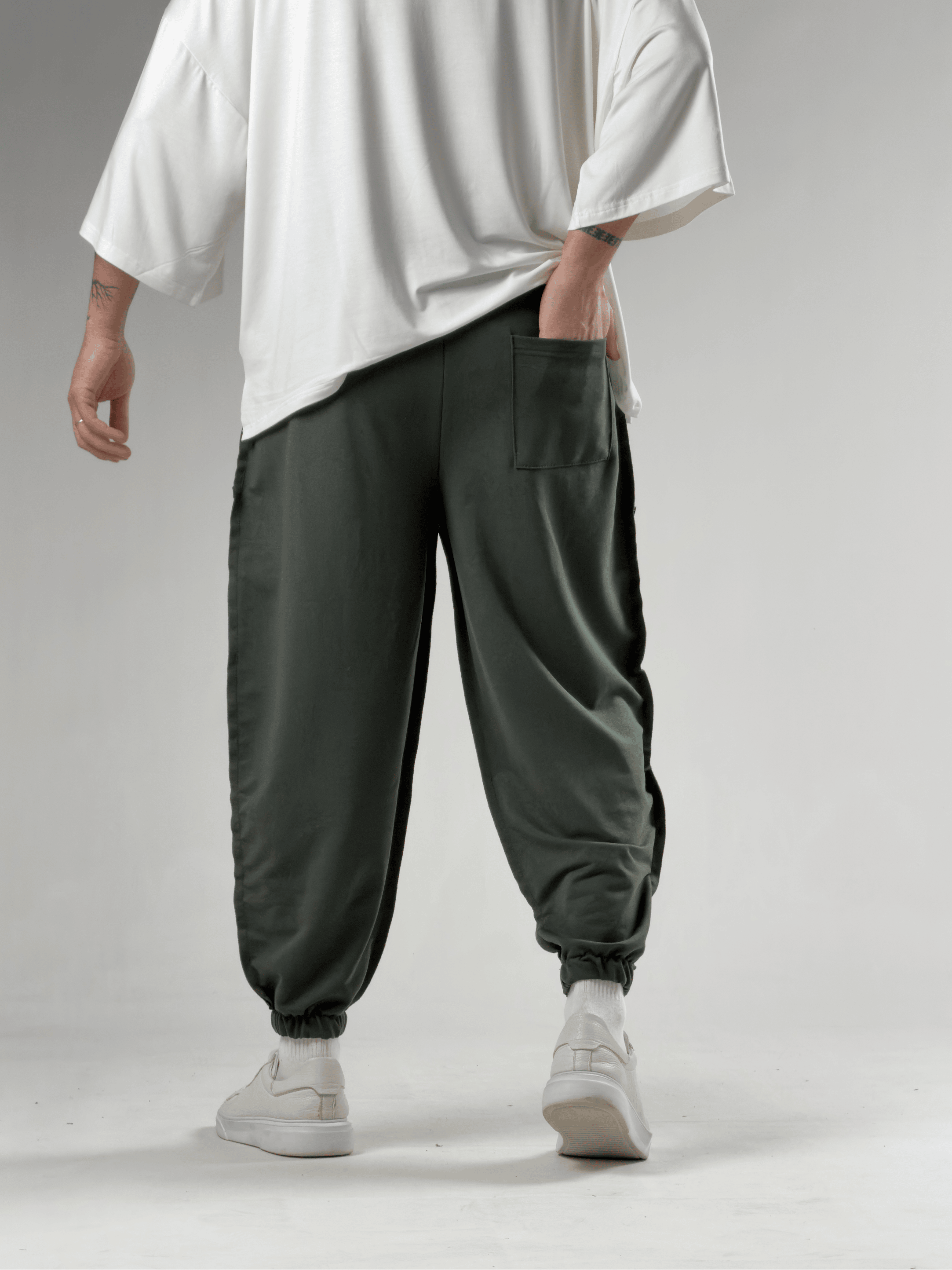 Dikiş Detaylı Yeşil Erkek Jogger Pantolon COC3108
