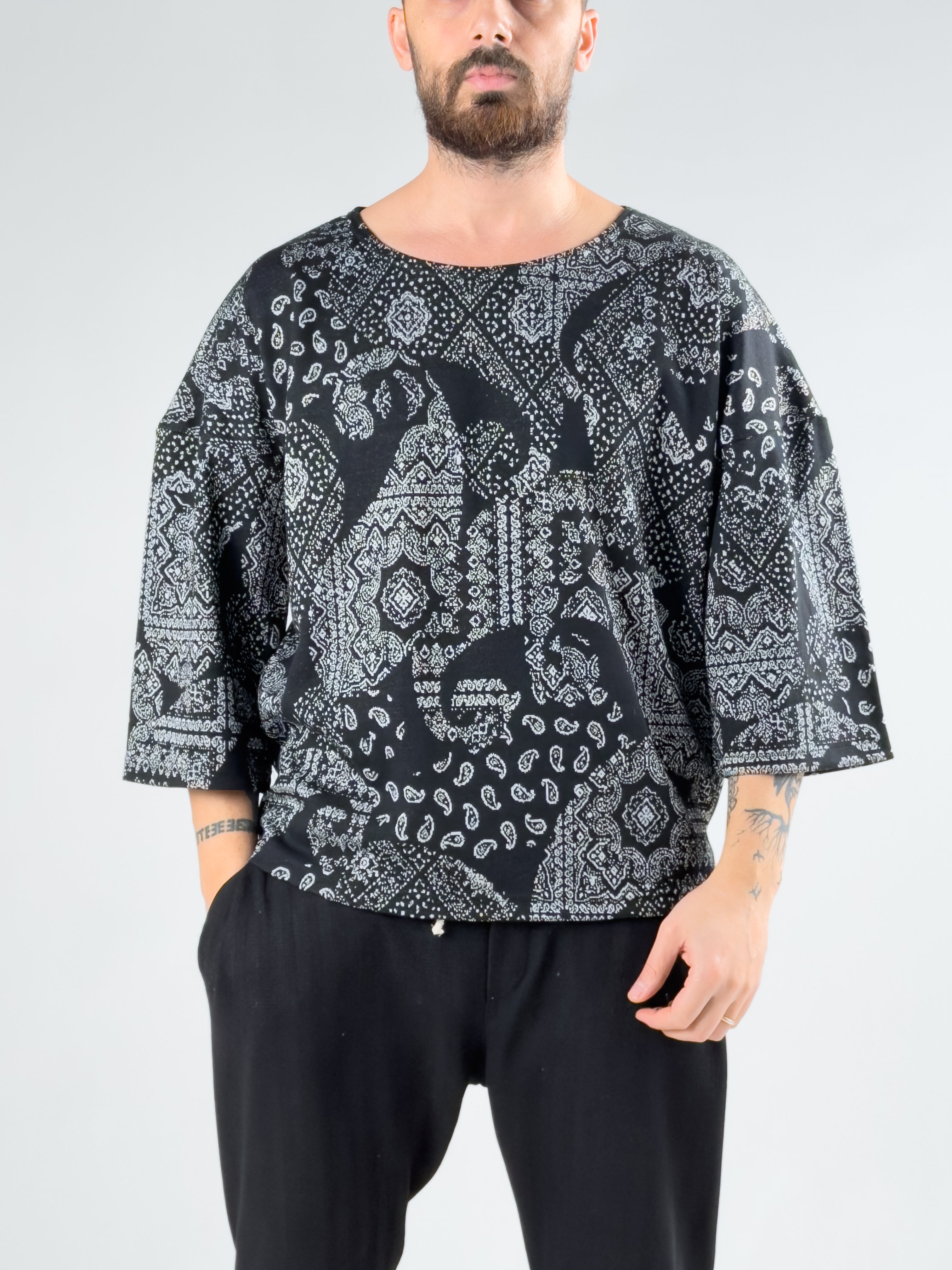 Etnik Desenli Erkek Fakir Kol T-shirt COCK0049