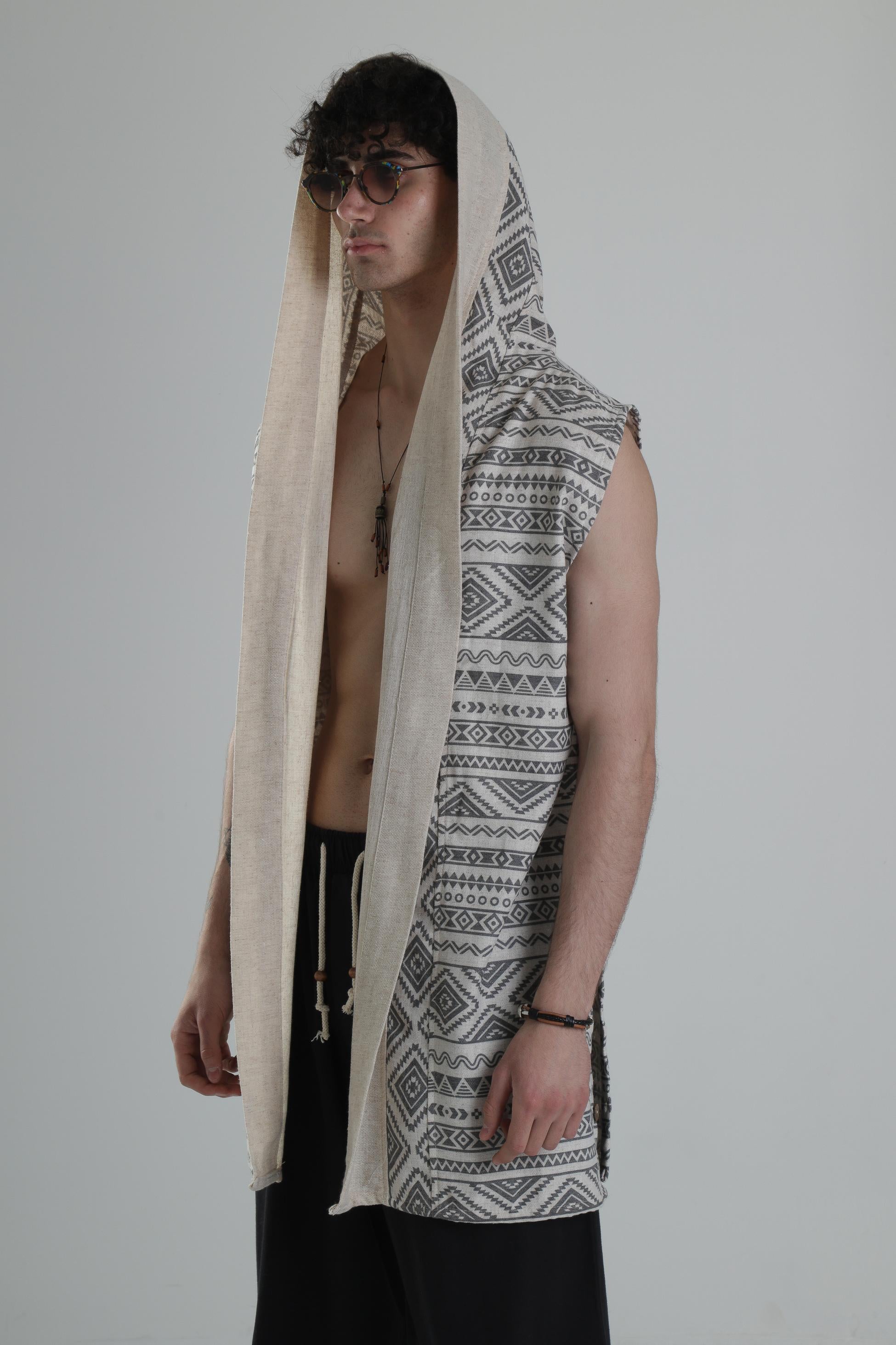 Etnik Desenli Kapüşonlu Panço COC2237