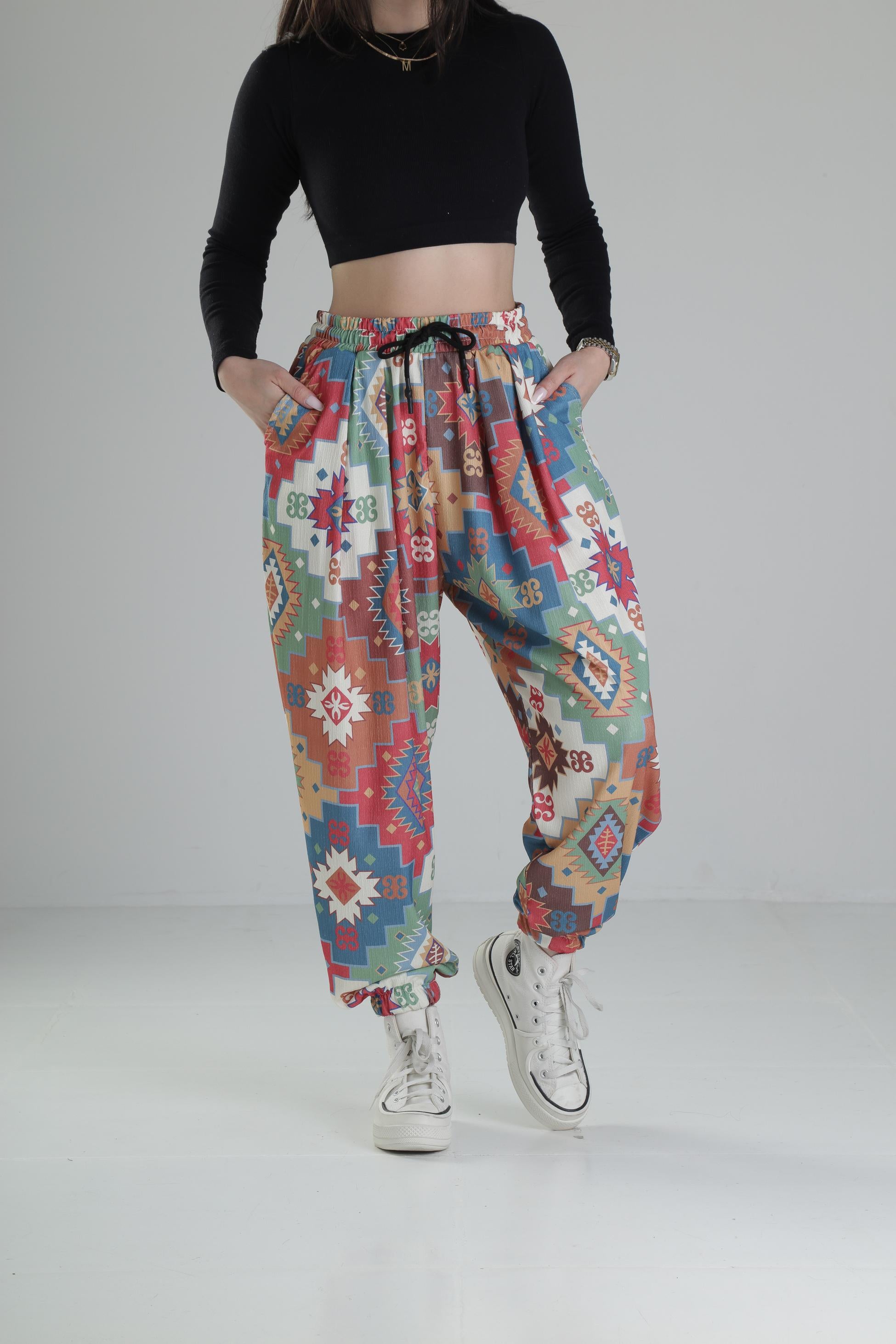 Etnik Desenli Pileli Jogger COC2243