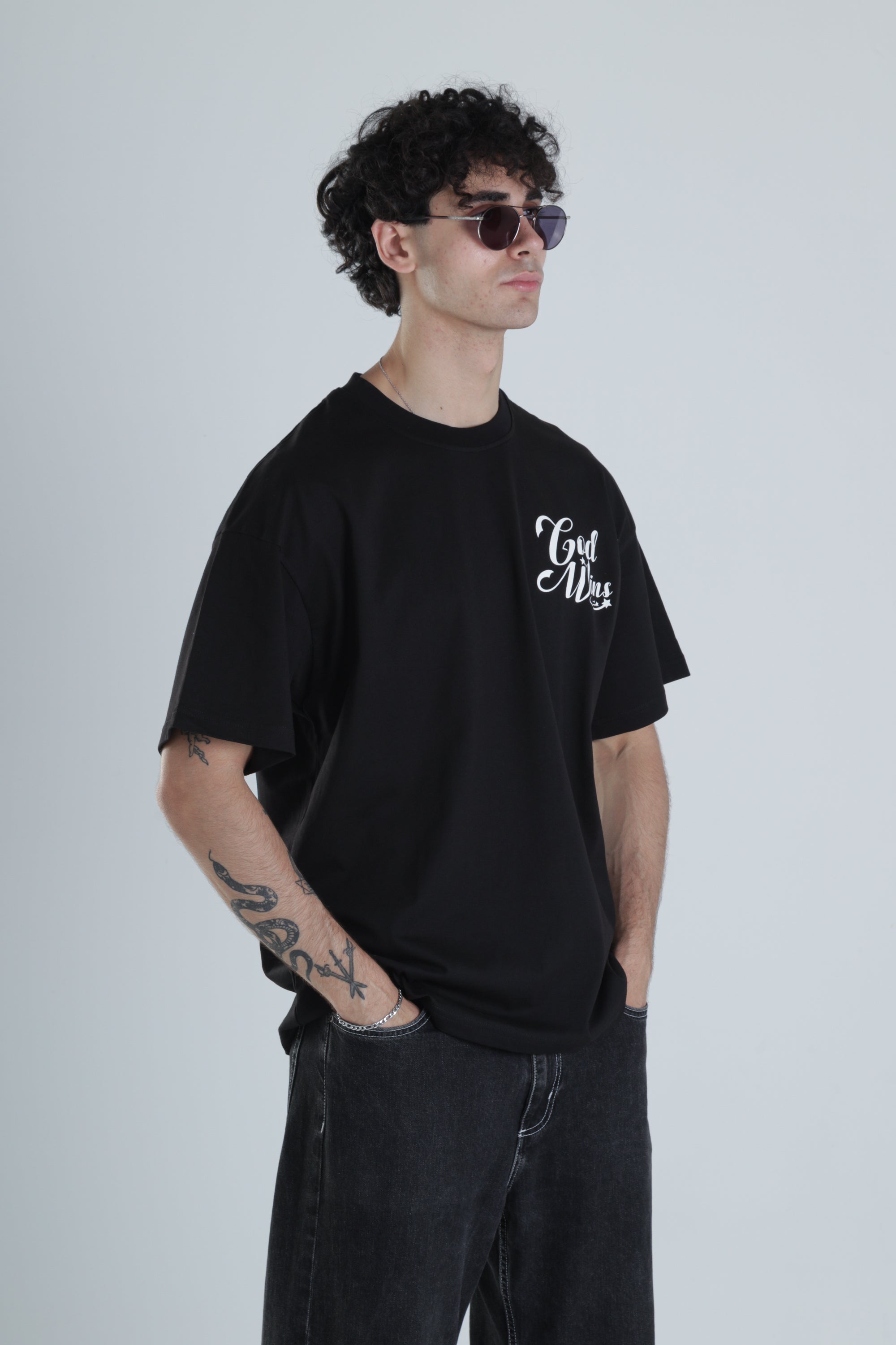 God Wins Siyah Oversize Tasarım T-Shirt COC1389