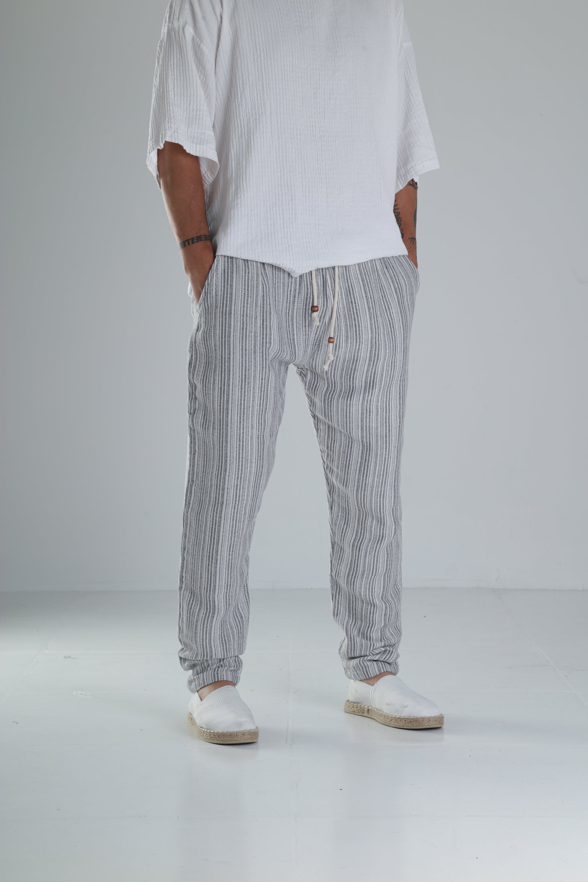 Gri Çizgili Müslin Keten Baggy Pantolon COC1357