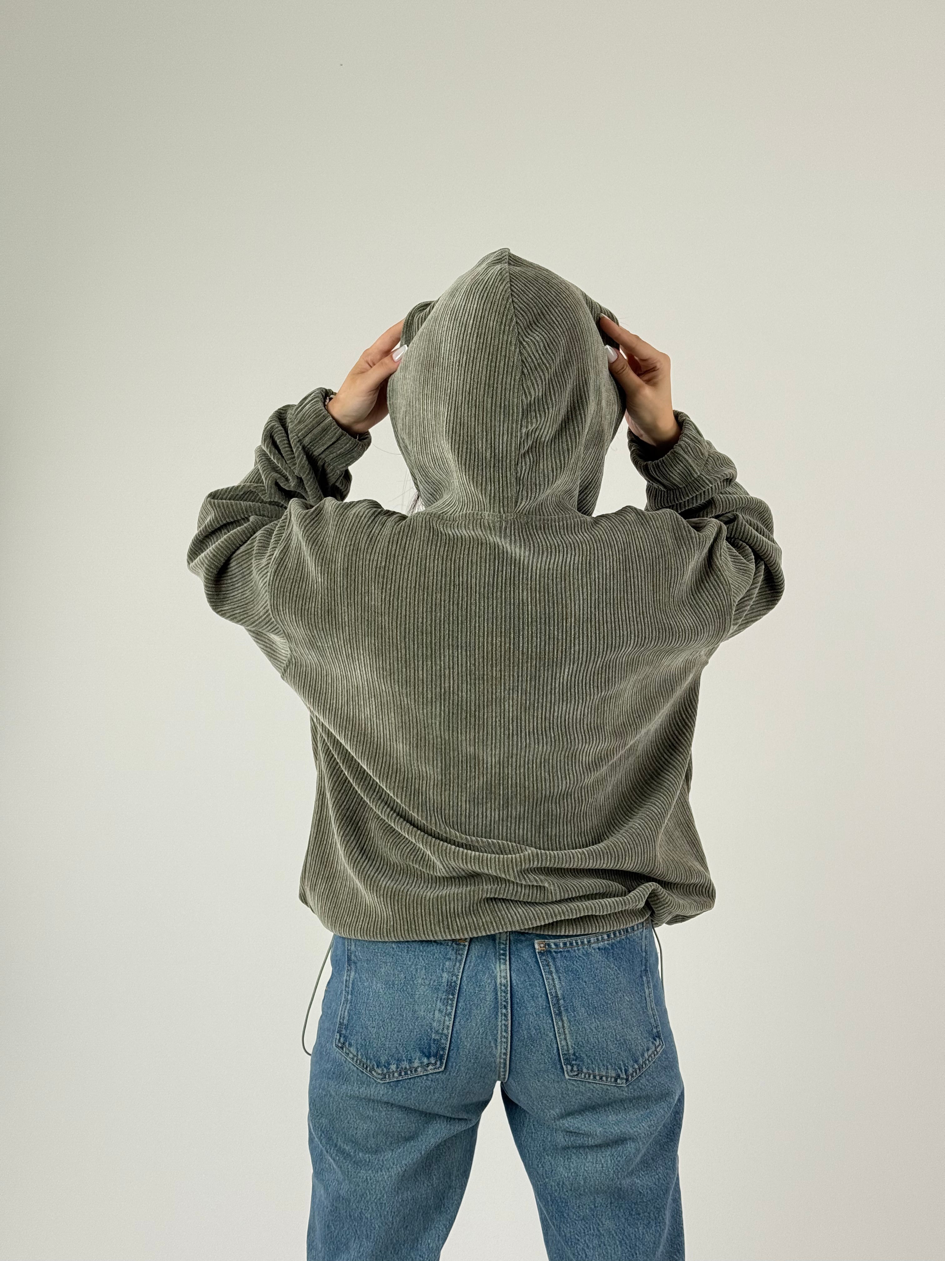 Kadife Dokulu Haki Oversize Kapüşonlu Kadın Sweatshirt COC1184