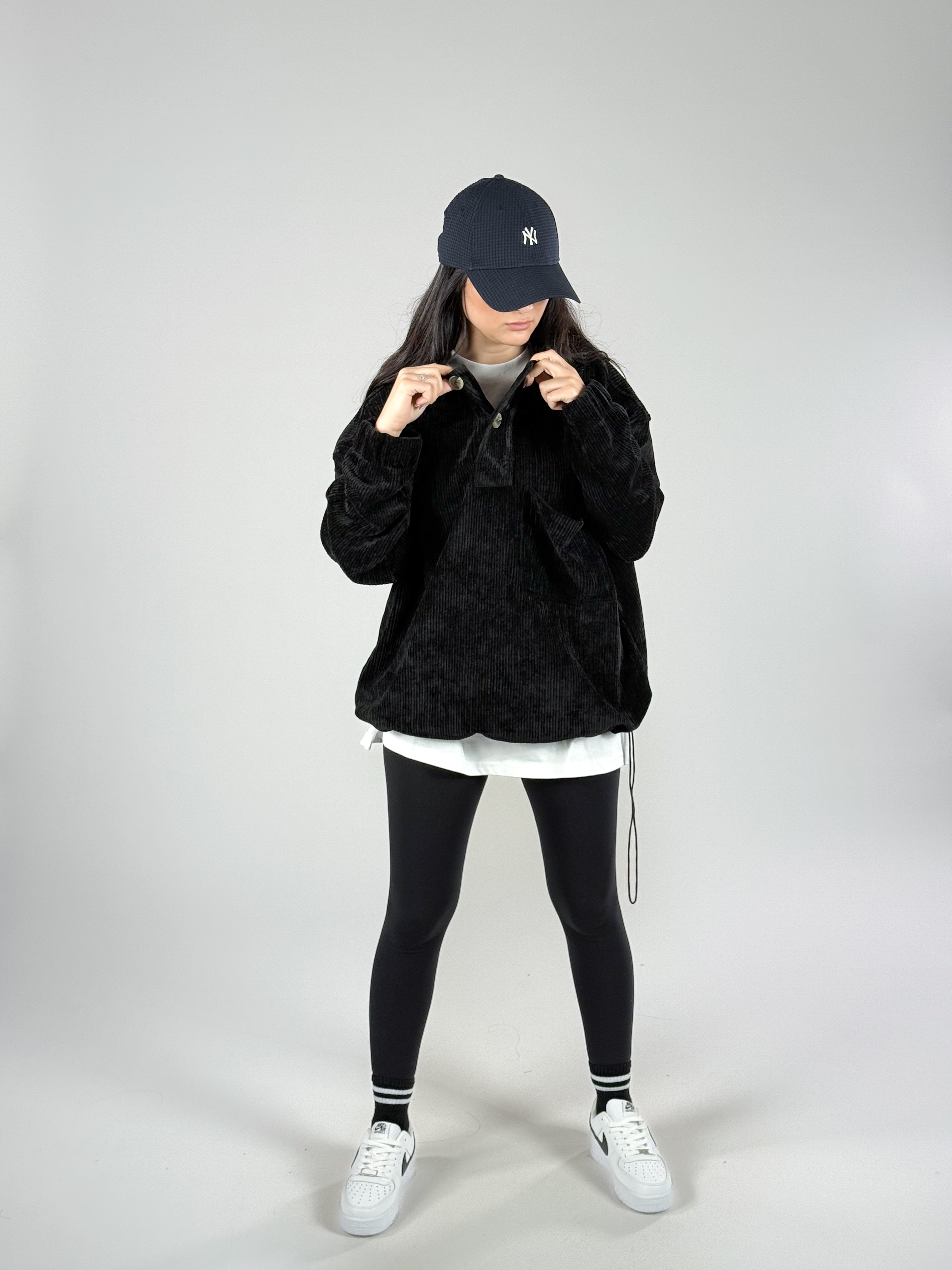 Kadife Dokulu Siyah Oversize Kapüşonlu Kadın Sweatshirt COC1186