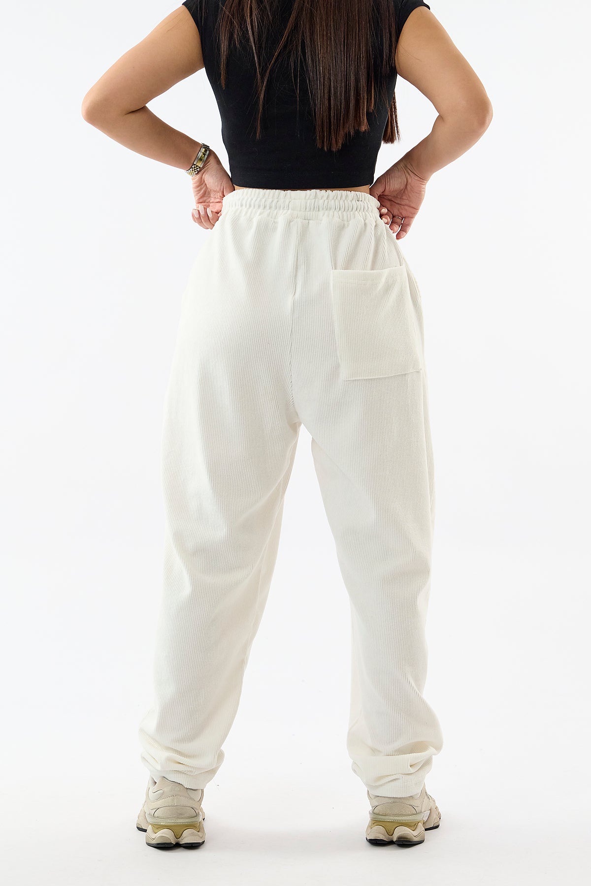 Kadife Pileli Beyaz Jogger Kadın Pantolon COC3629