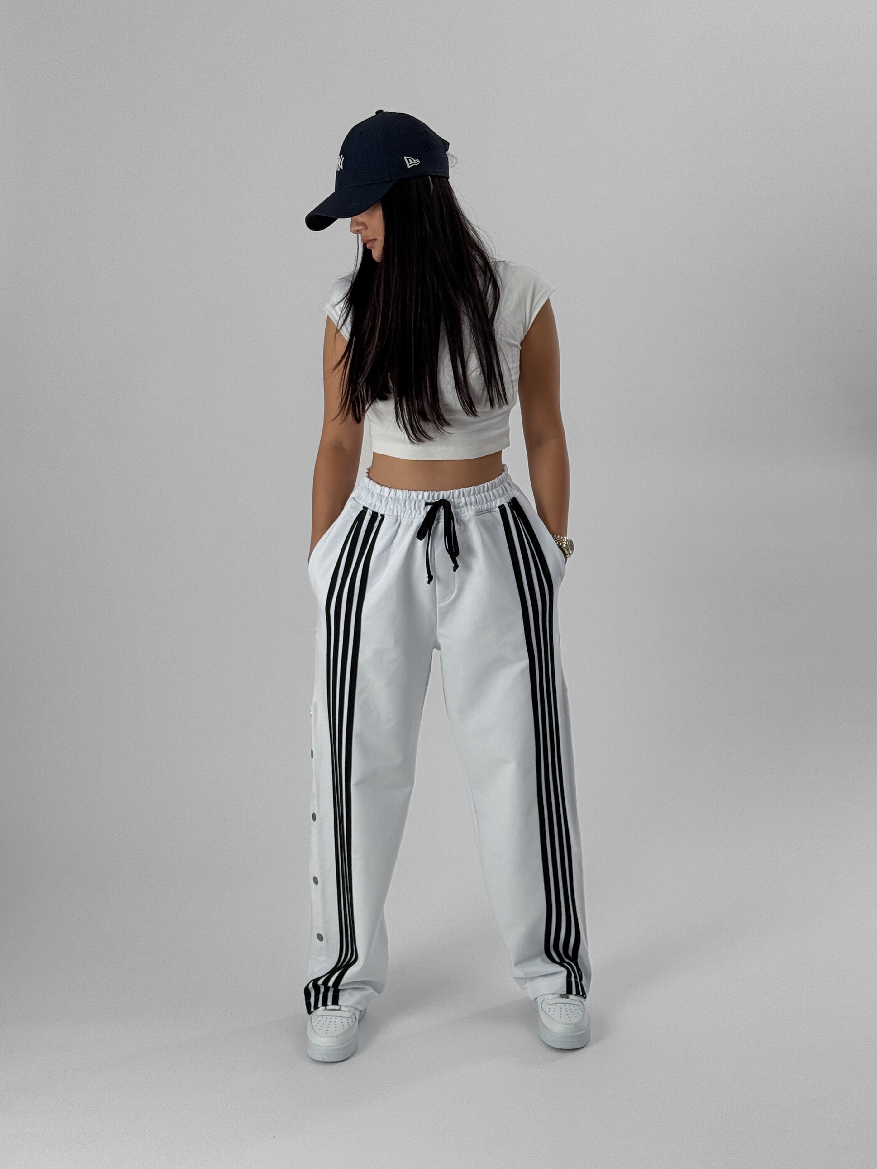 Kadın Şeritli Beyaz Baggy Pantolon COC1081
