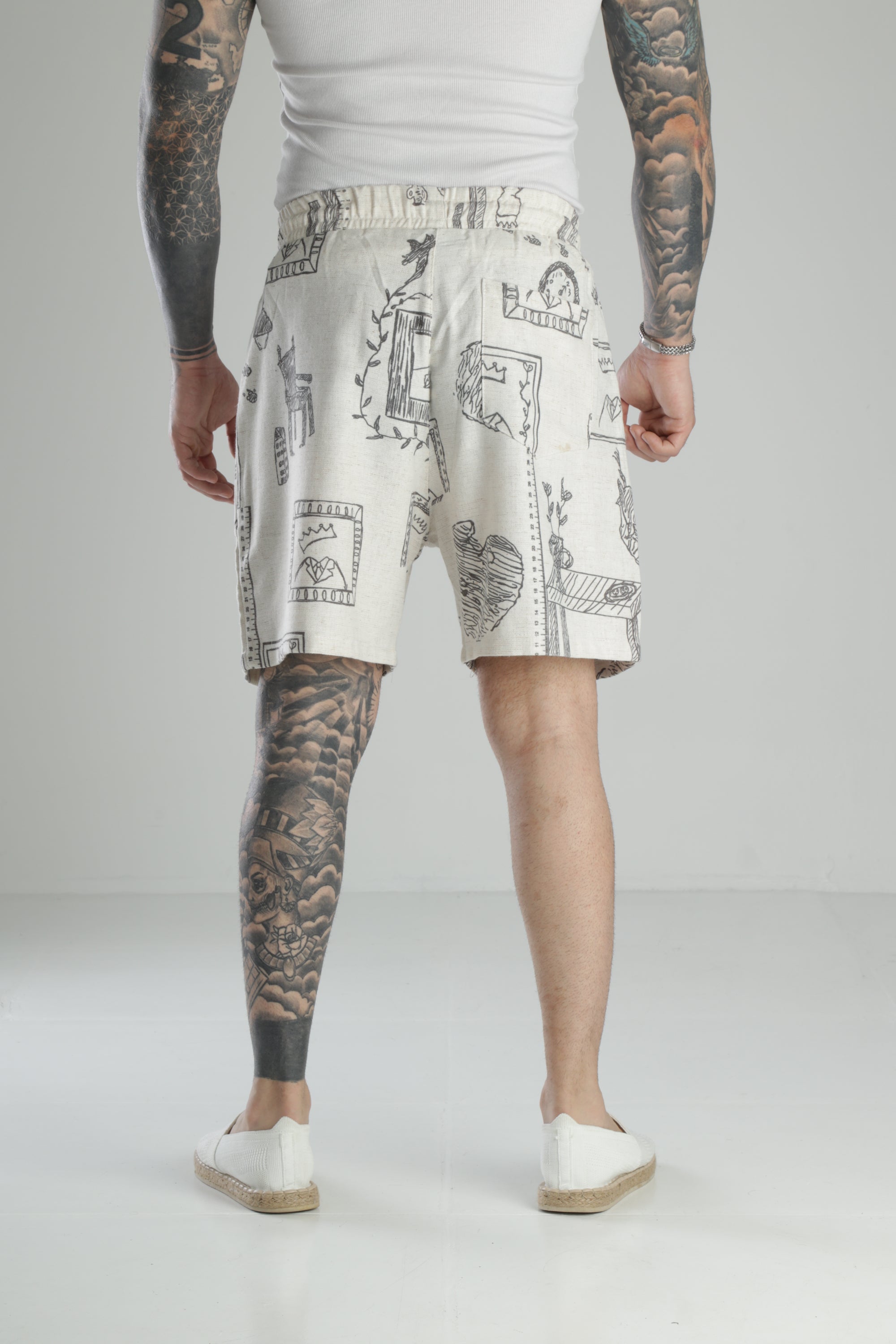 Karikatür Baskılı Keten Şort COC1468