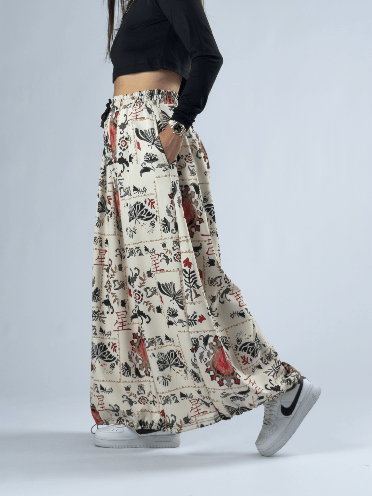 Kelebek Paça Ayarlamalı Süper Oversize Krem Kadın Pantolon COC3367