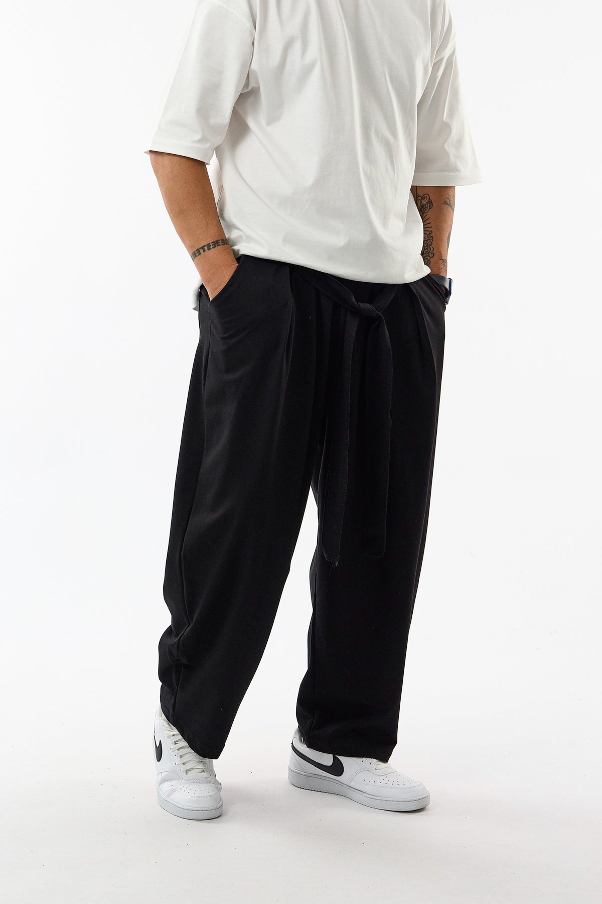 Kemerli Pileli Bel Lastikli Siyah Jogger Erkek Pantolon COC3682