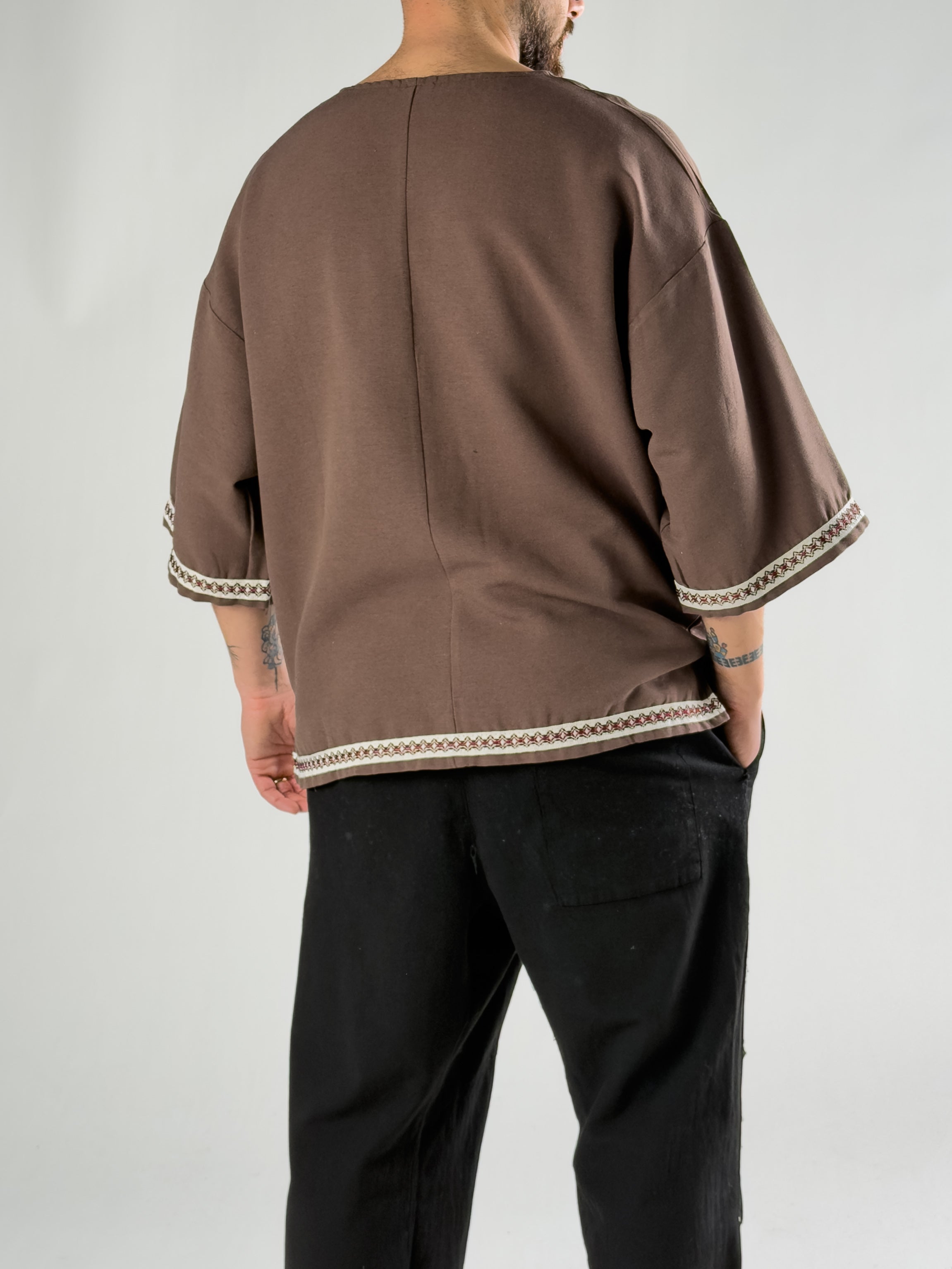 Kol Desenli Fakir Kol Oversize Erkek Kahverengi T-Shirt COC2825