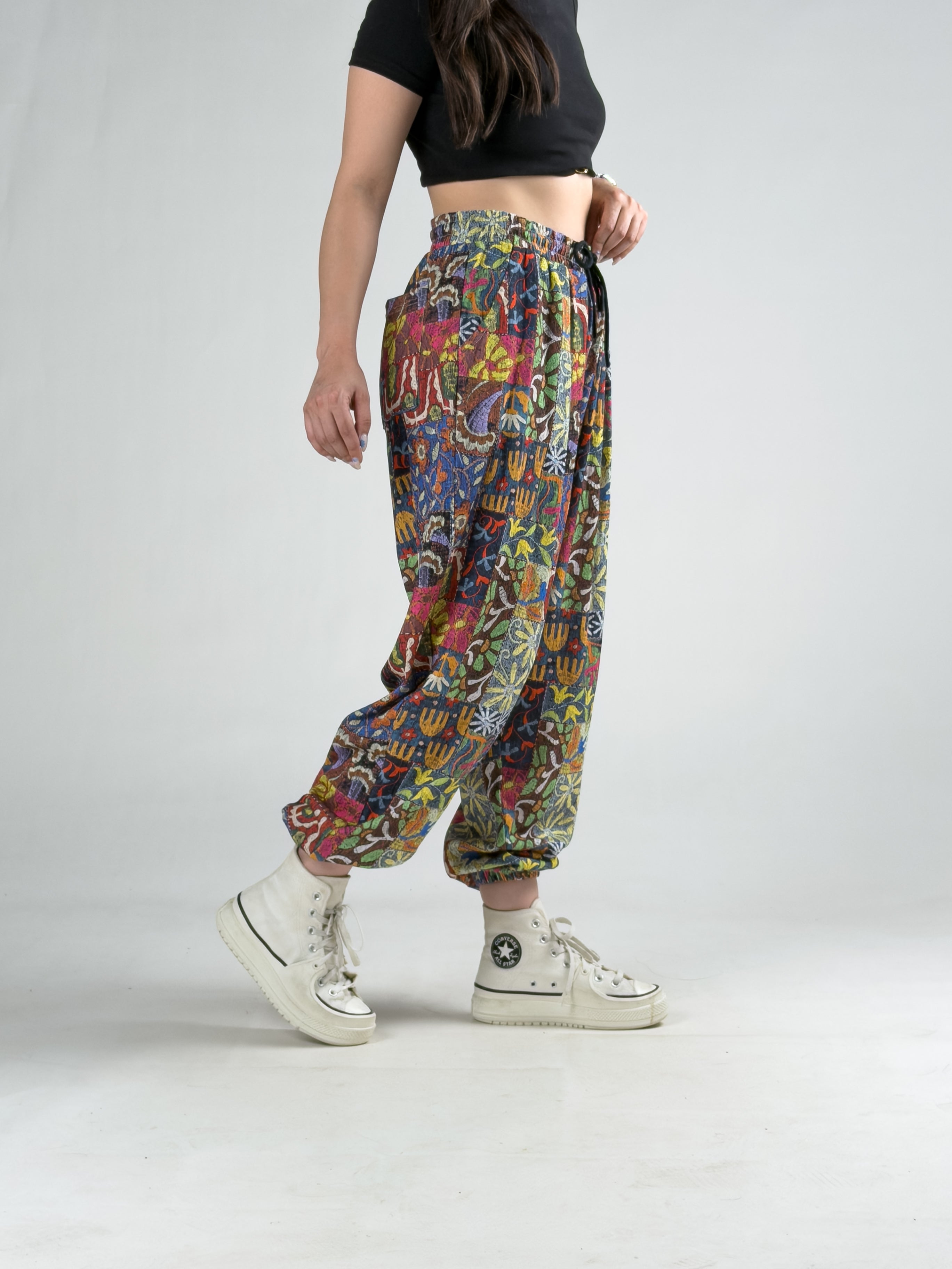 Nakış Desenli Kadın Jogger Pantolon COC3209