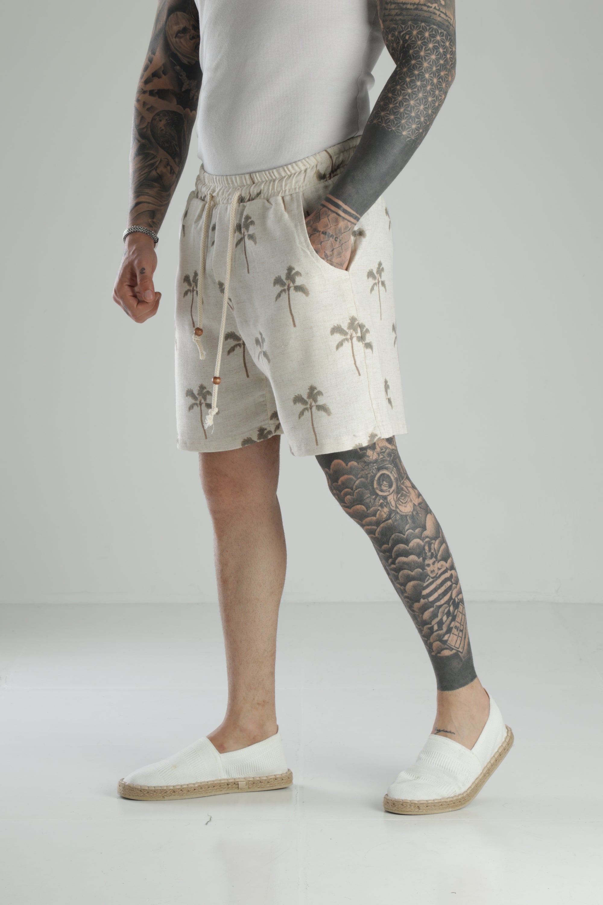 Palmiye Desenli Keten Şort COC1473