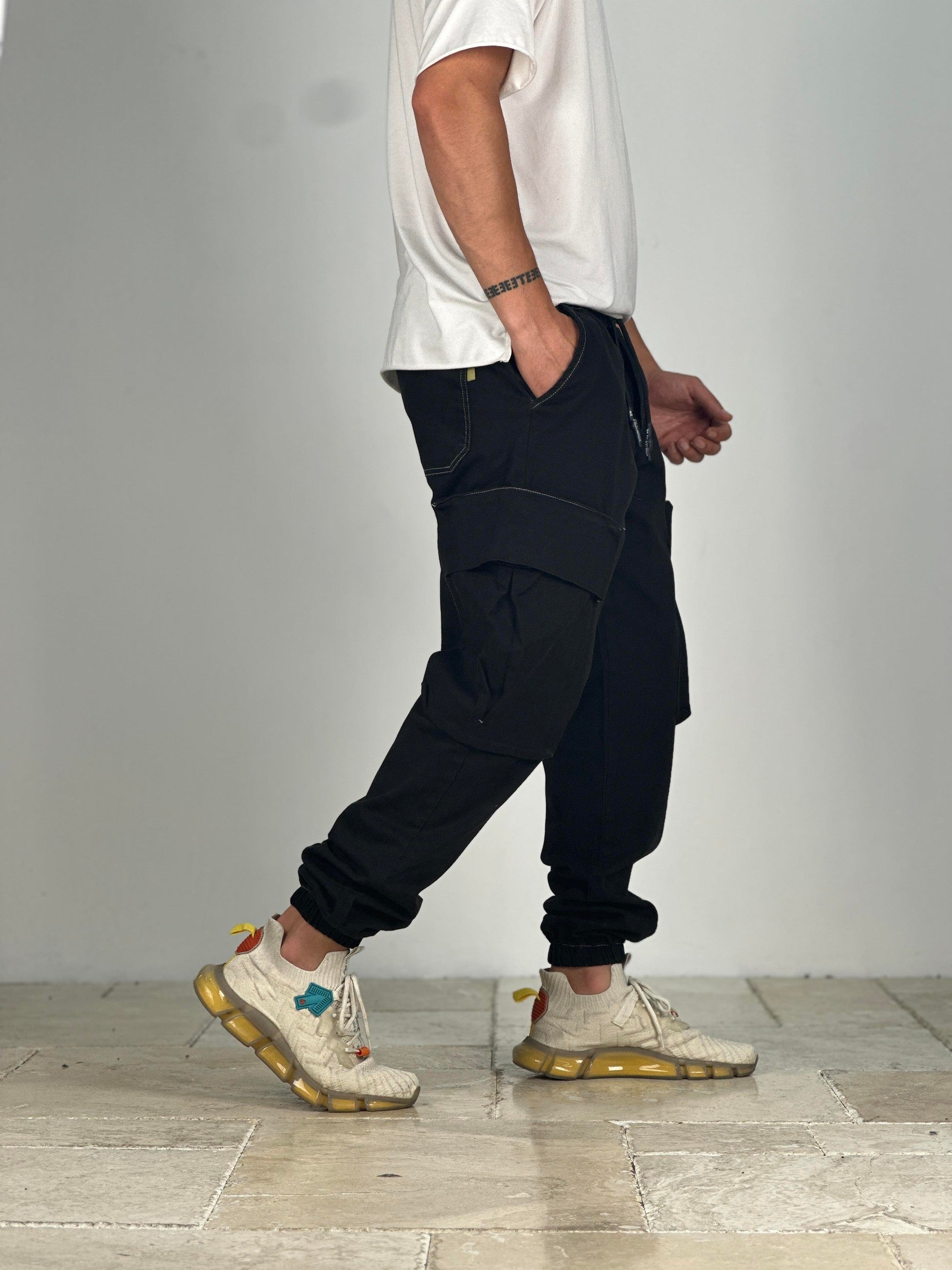 Premium Kalite Büyük Cepli Siyah Jogger Pantolon COC1910