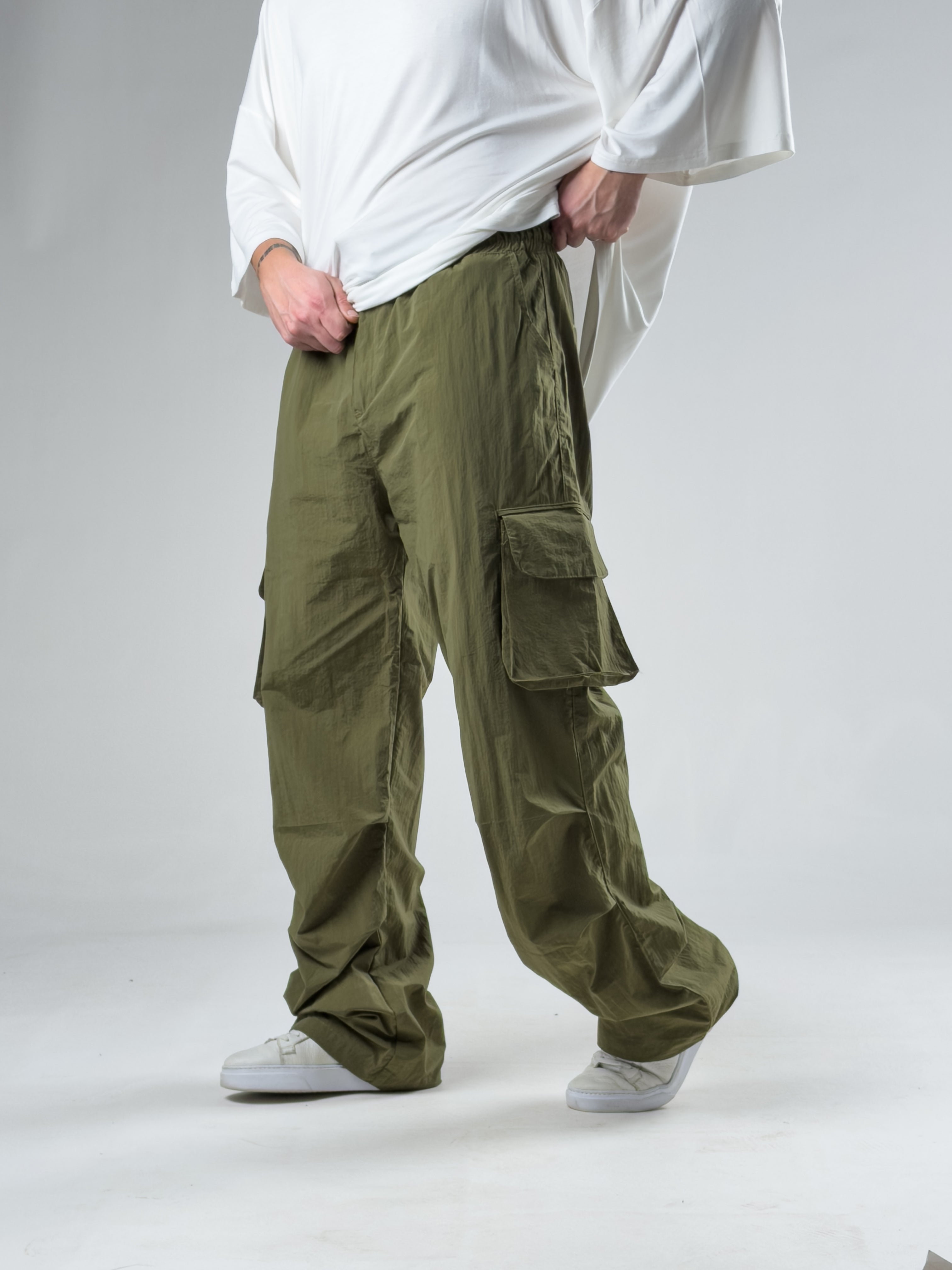 Tasarım Kargo Cepli Paraşüt Kumaş Yeşil Baggy Pantolon COC3081