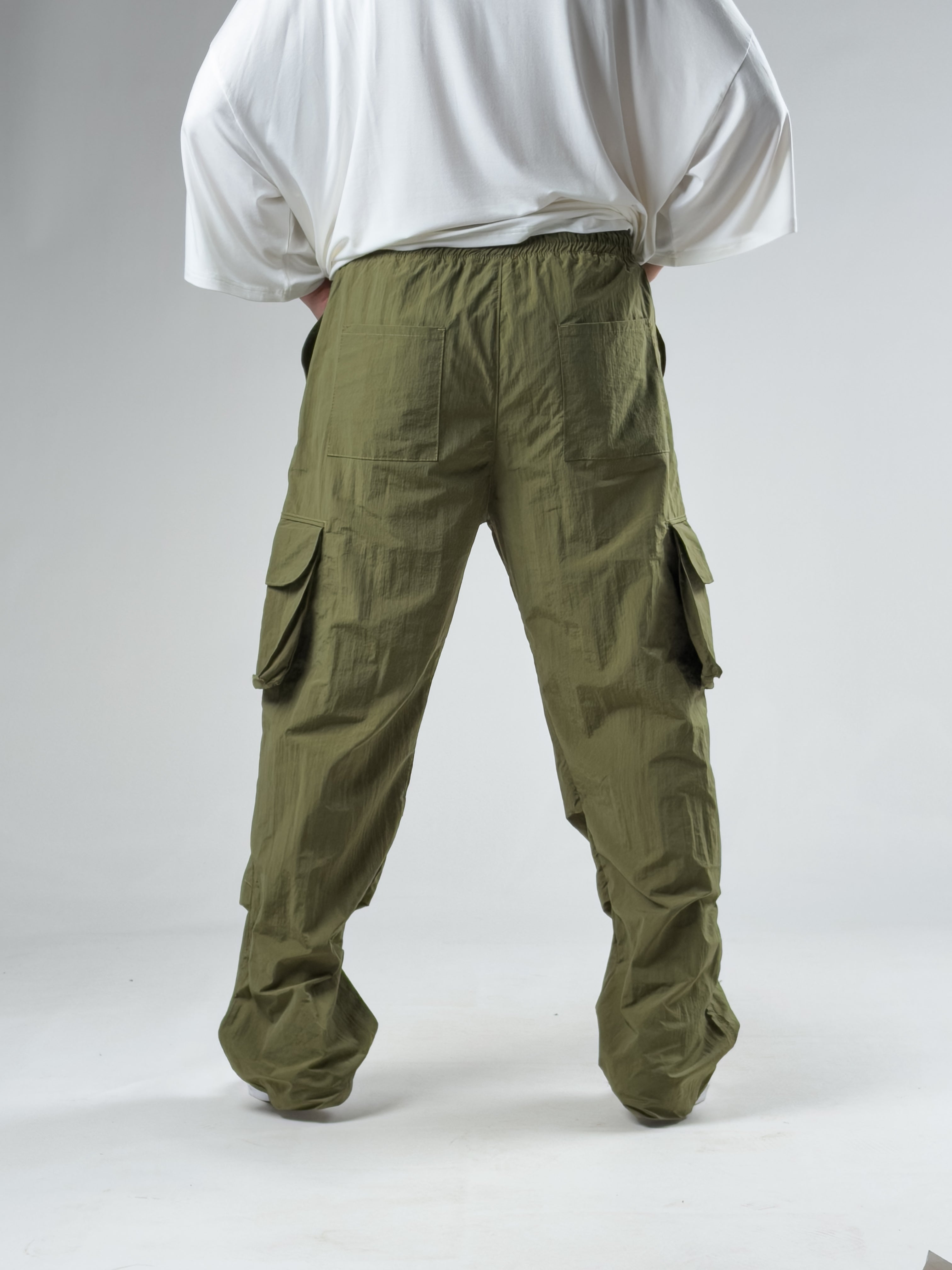 Tasarım Kargo Cepli Paraşüt Kumaş Yeşil Baggy Pantolon COC3081