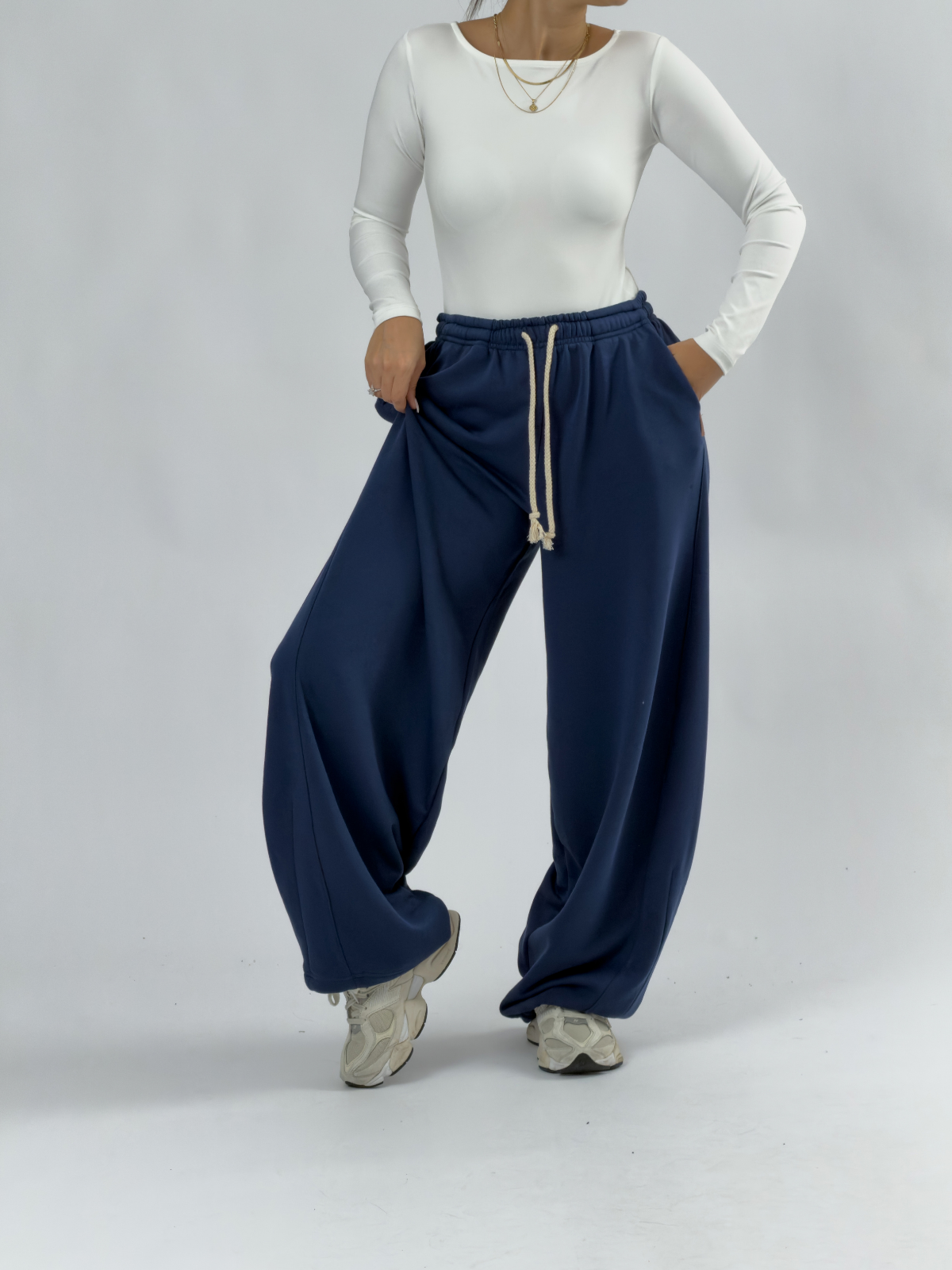 Tasarım Paça Ayarlamalı Lacivert Kadın Baggy Pantolon COC3509