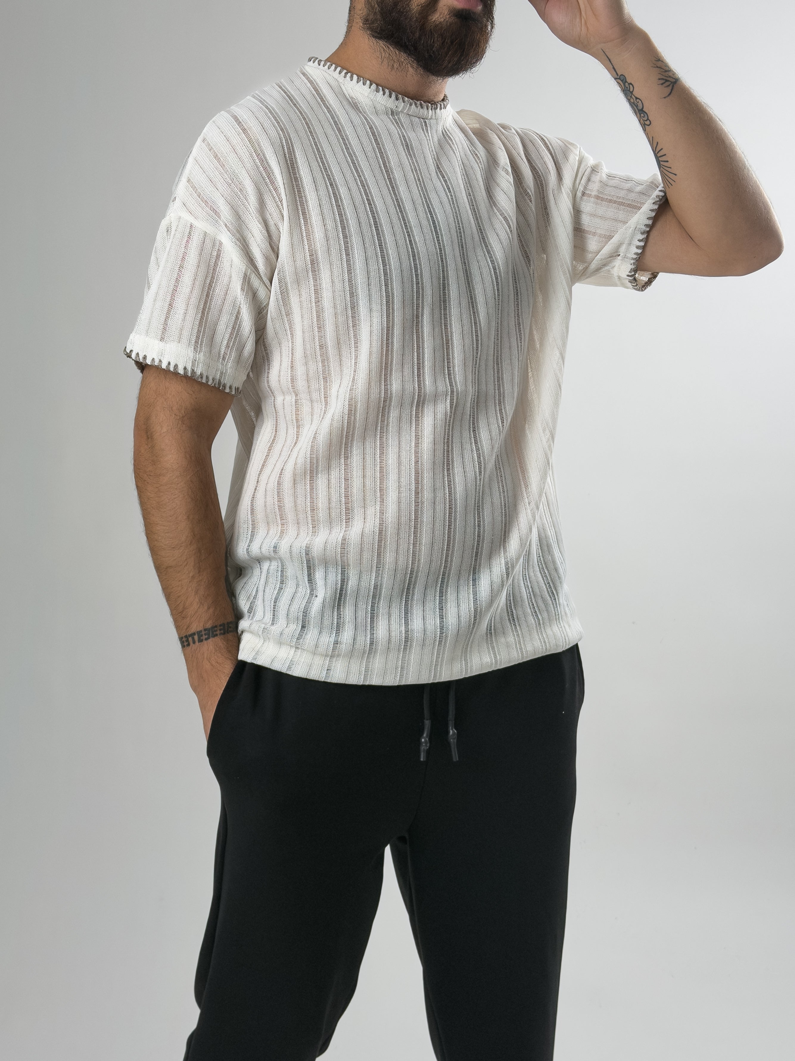 Yaka İp Detaylı Tasarım Erkek Ekru T-Shirt COC2610