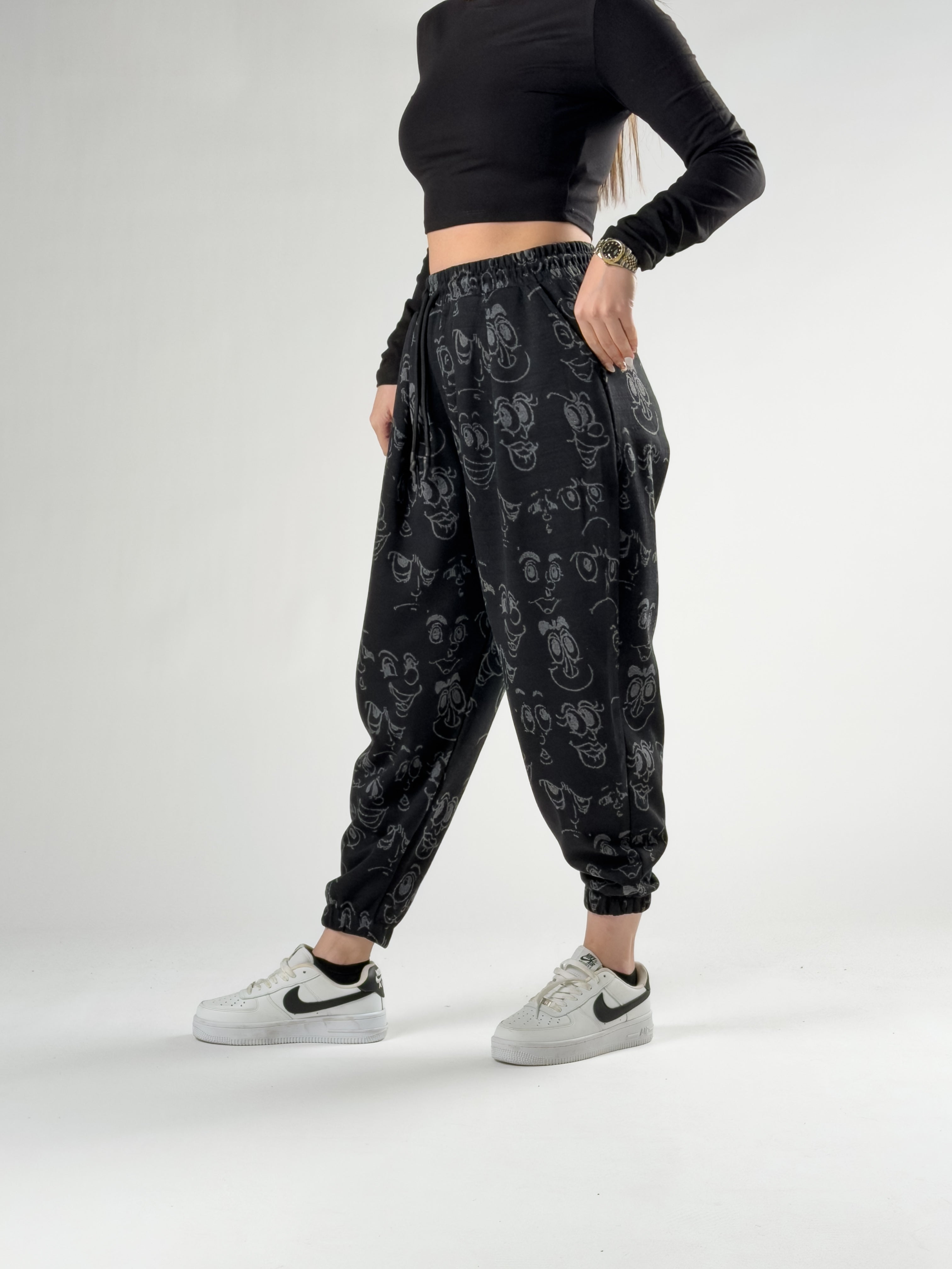 Face Desenli Siyah Pileli Kadın Jogger Pantolon COC2759