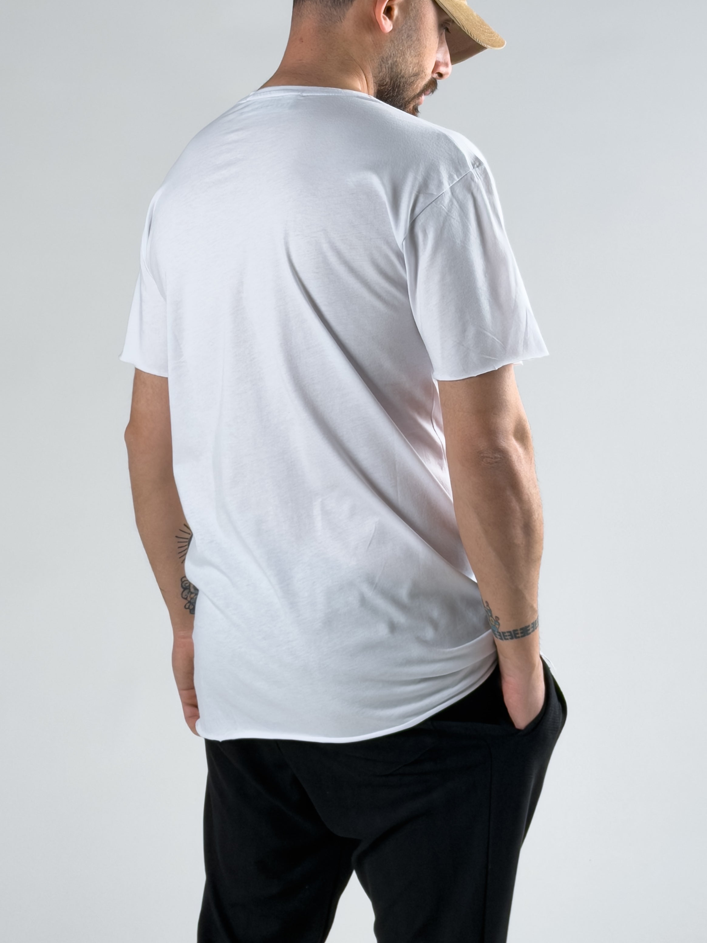 Asimetrik Beyaz Erkek T-Shirt COC3011