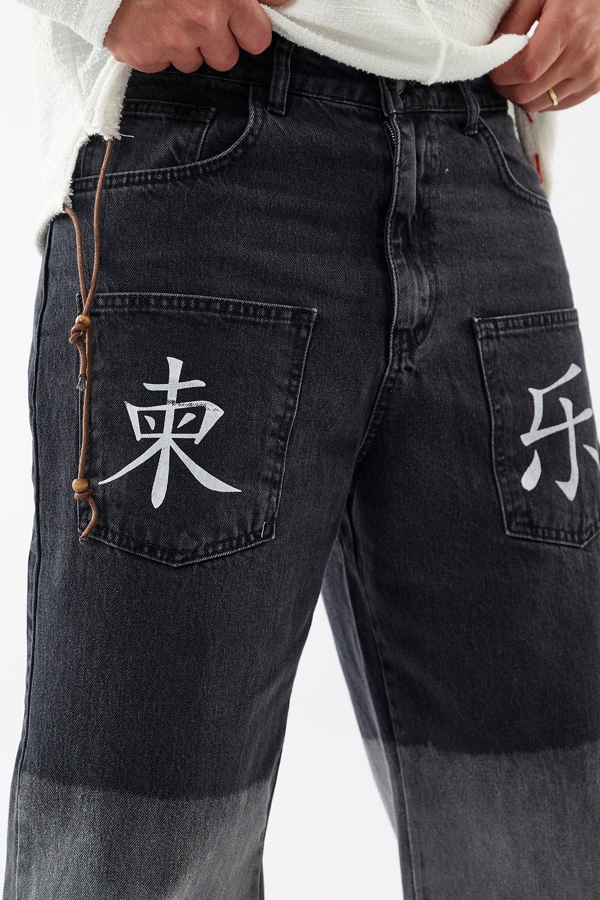 Chinese Baskılı Ön Cepli Jean Erkek Pantolon COC3639