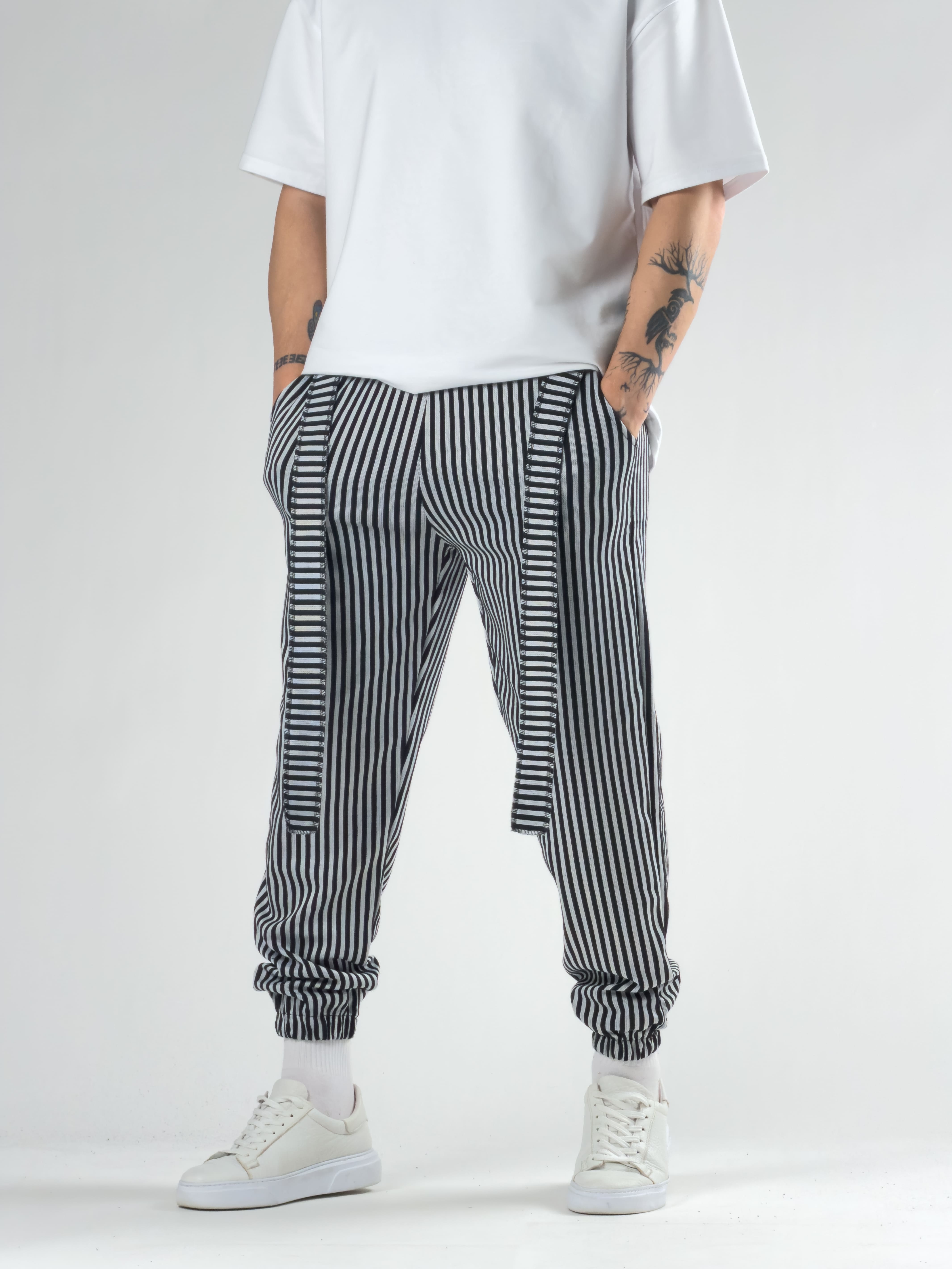 Çizgi Desenli Kemer Detaylı Jogger Pantolon COC2784