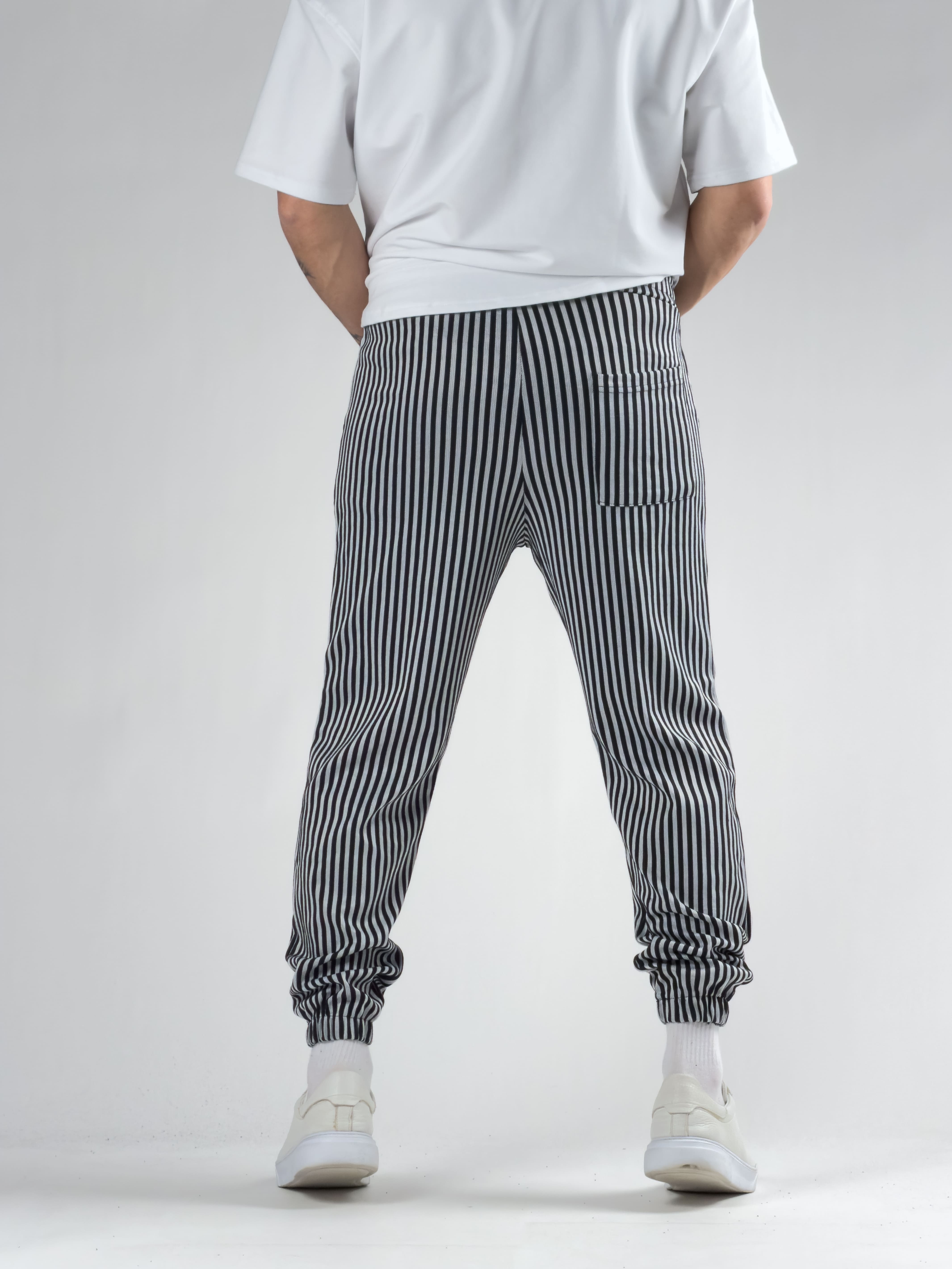 Çizgi Desenli Kemer Detaylı Jogger Pantolon COC2784