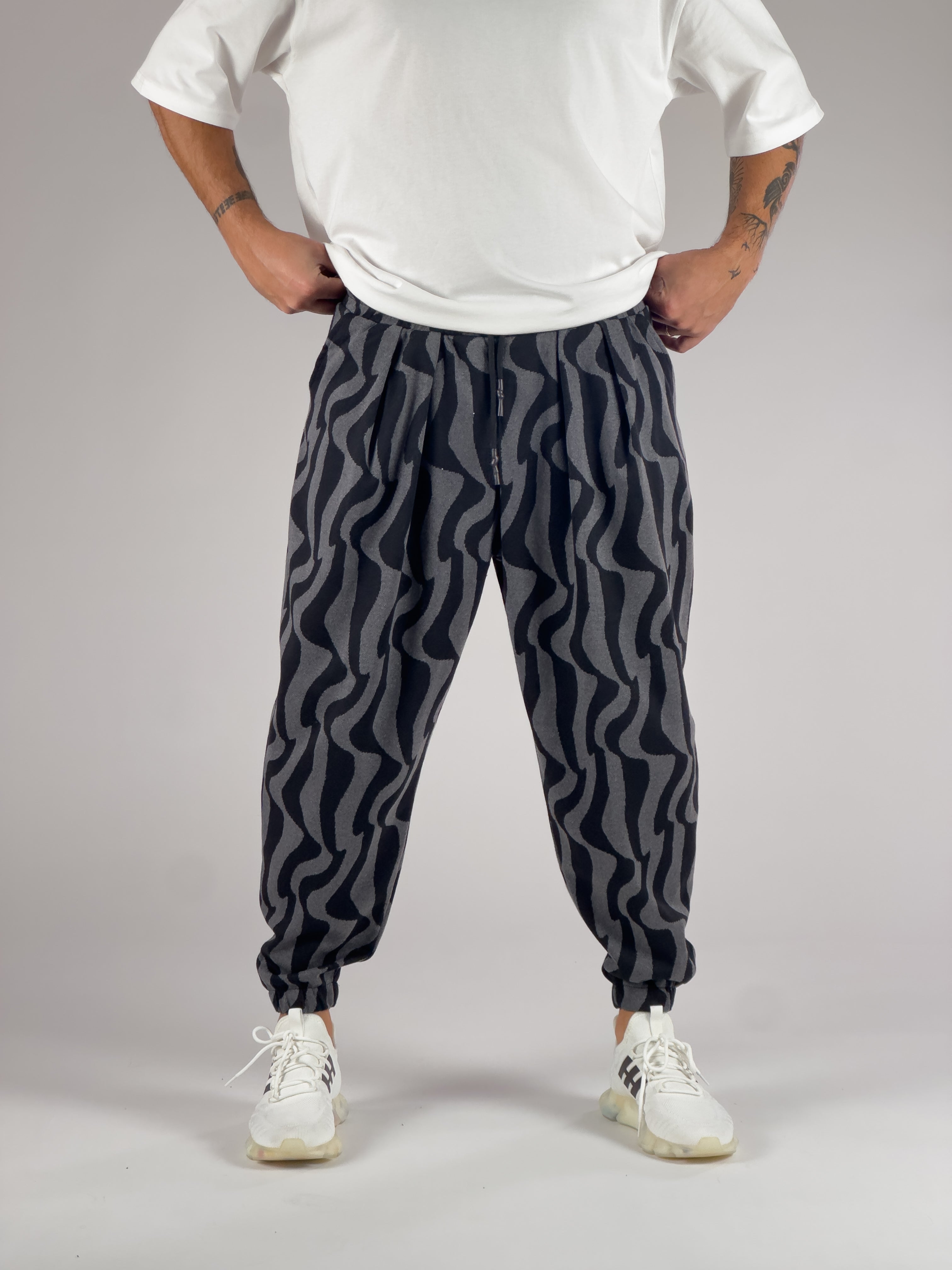 Dalga Desenli Pileli Erkek Jogger Pantolon COC1007