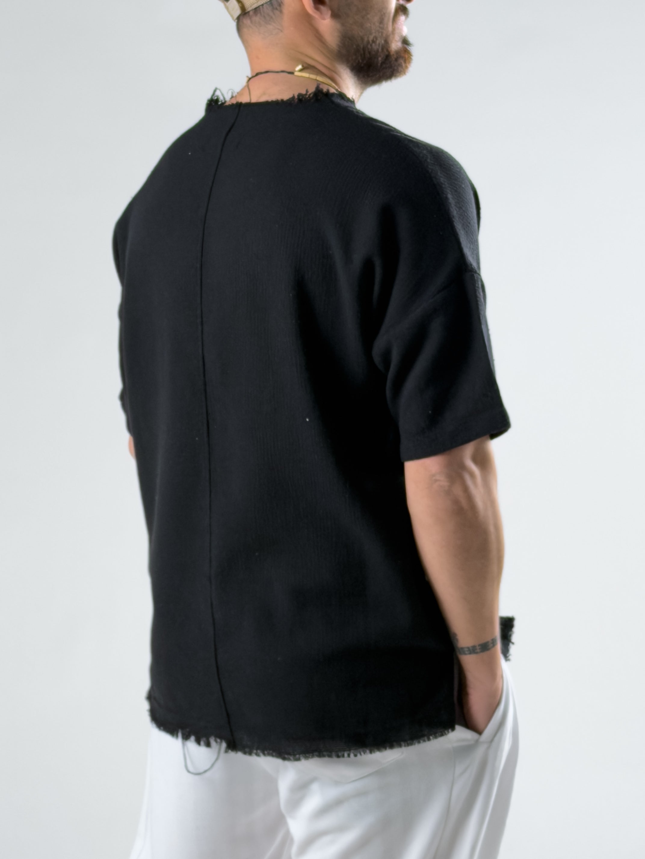 Desenli Cep Detaylı Siyah Bohem T-Shirt COC2983