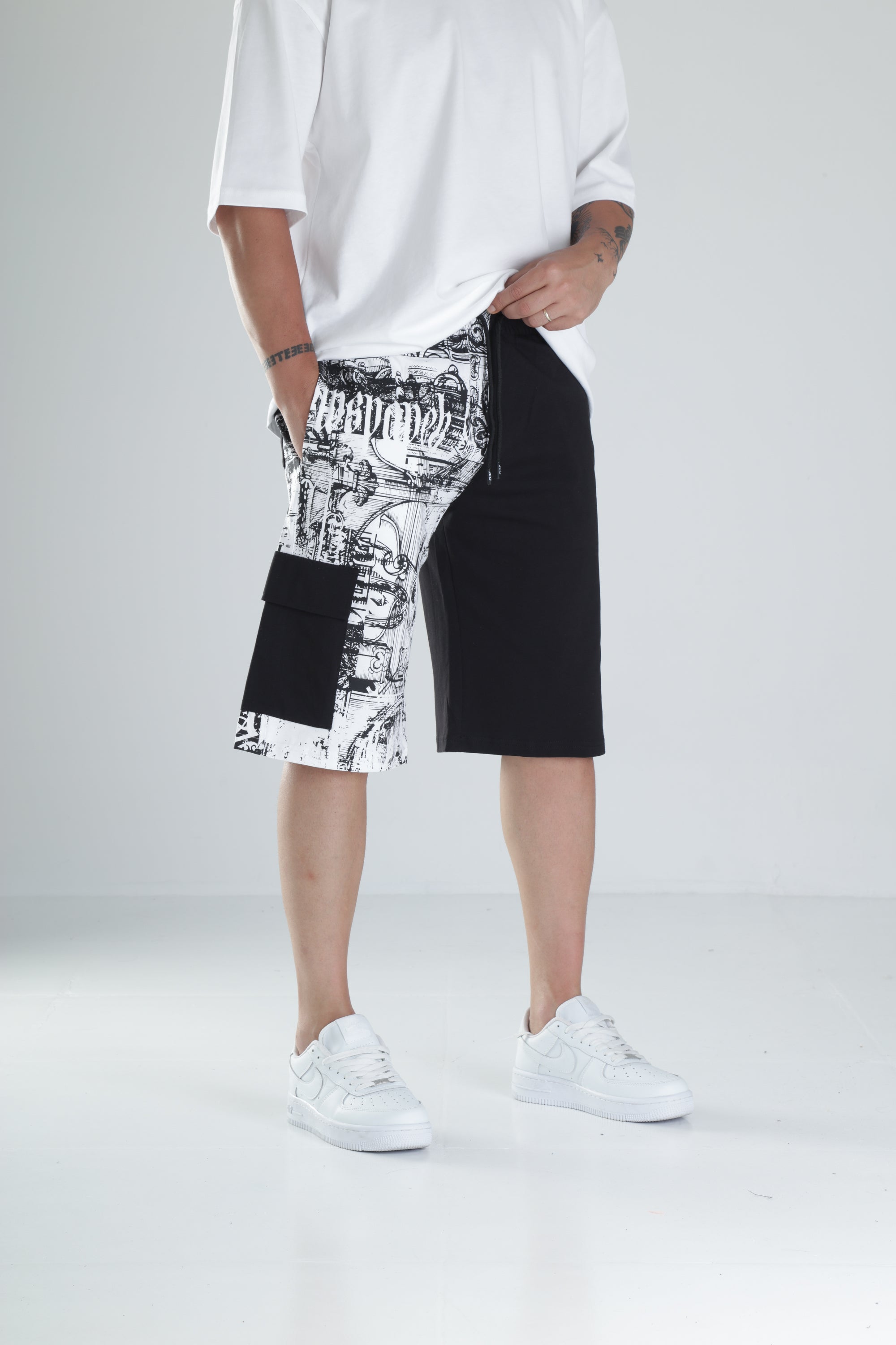 Desenli Tasarım Siyah Şort COC1488