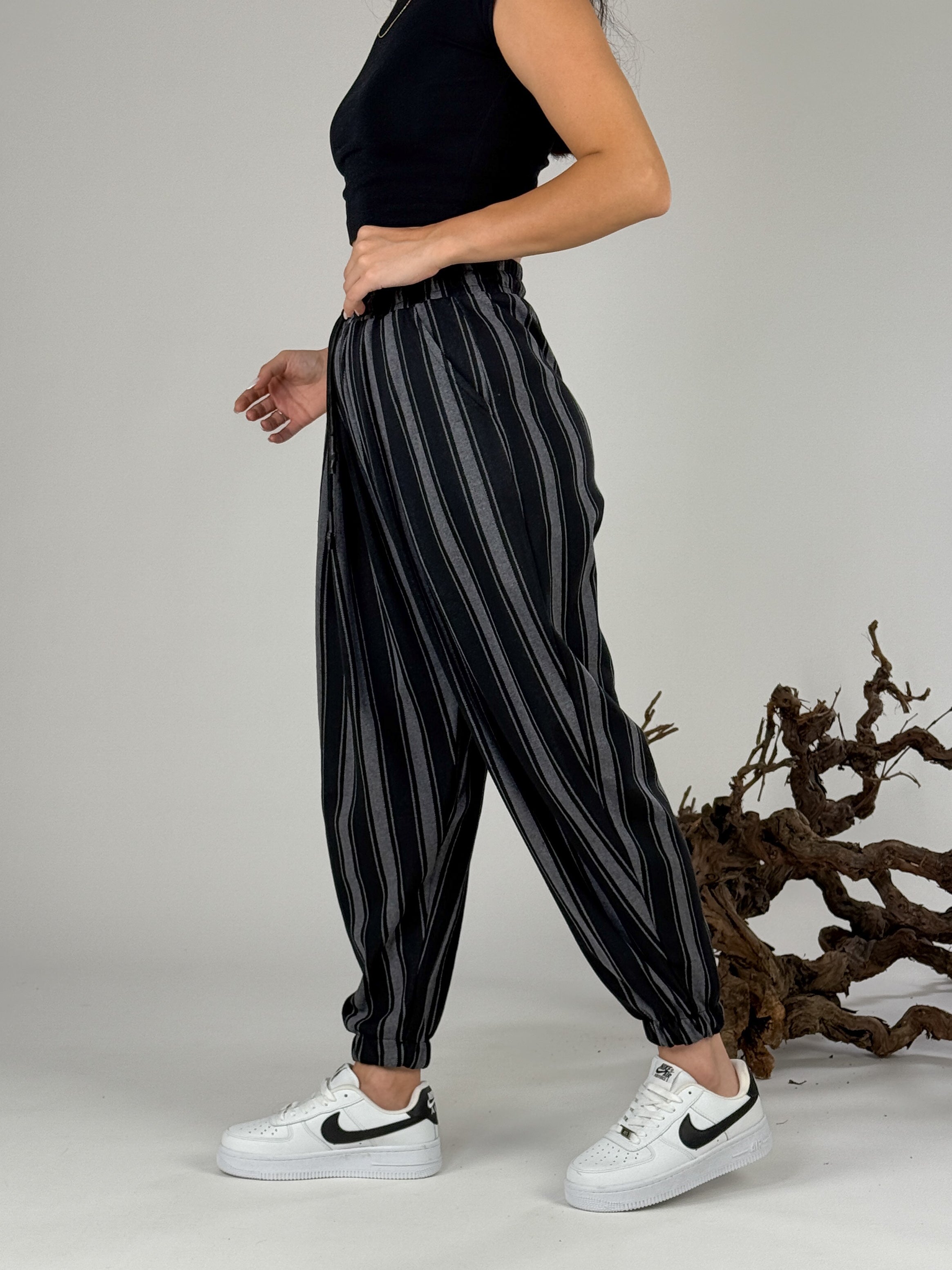 Dik Çizgi Pileli Kadın Jogger Pantolon COC1053