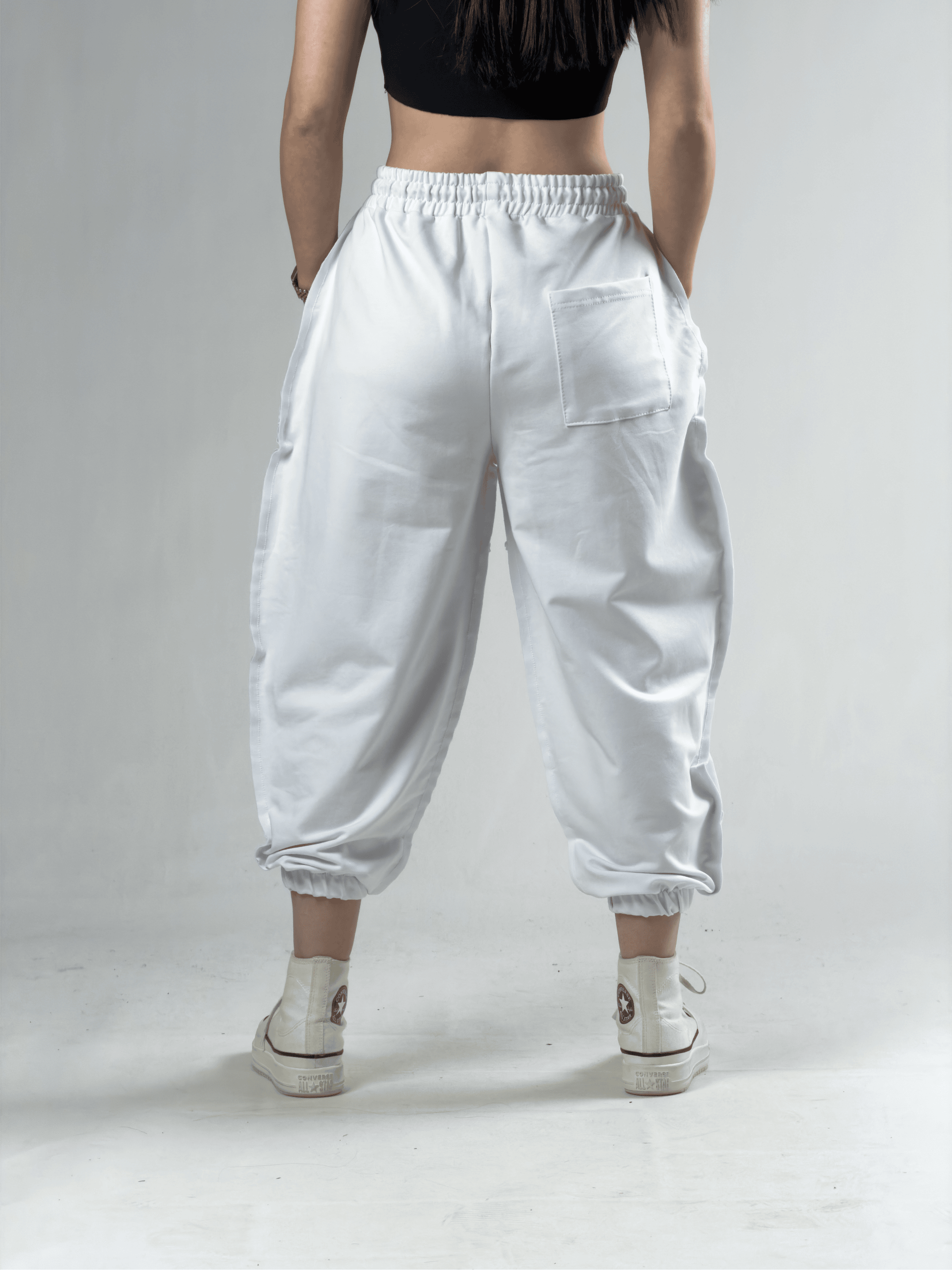 Dikiş Detaylı Beyaz Kadın Jogger Pantolon COC3149