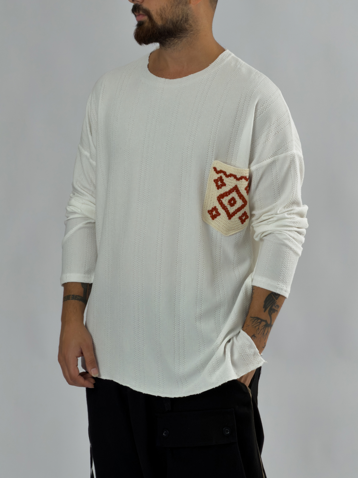 Etnik Cep Detaylı Beyaz Erkek Sweatshirt COC3454
