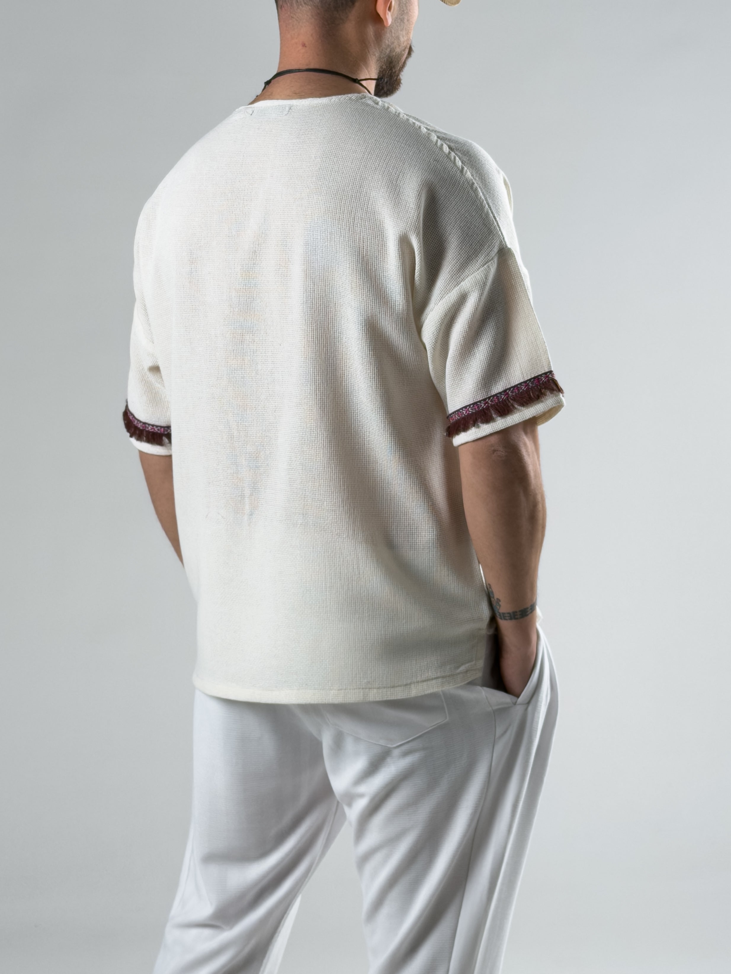 Etnik Desenli Bej Kaplumbağa Bohem Erkek T-Shirt COC2985