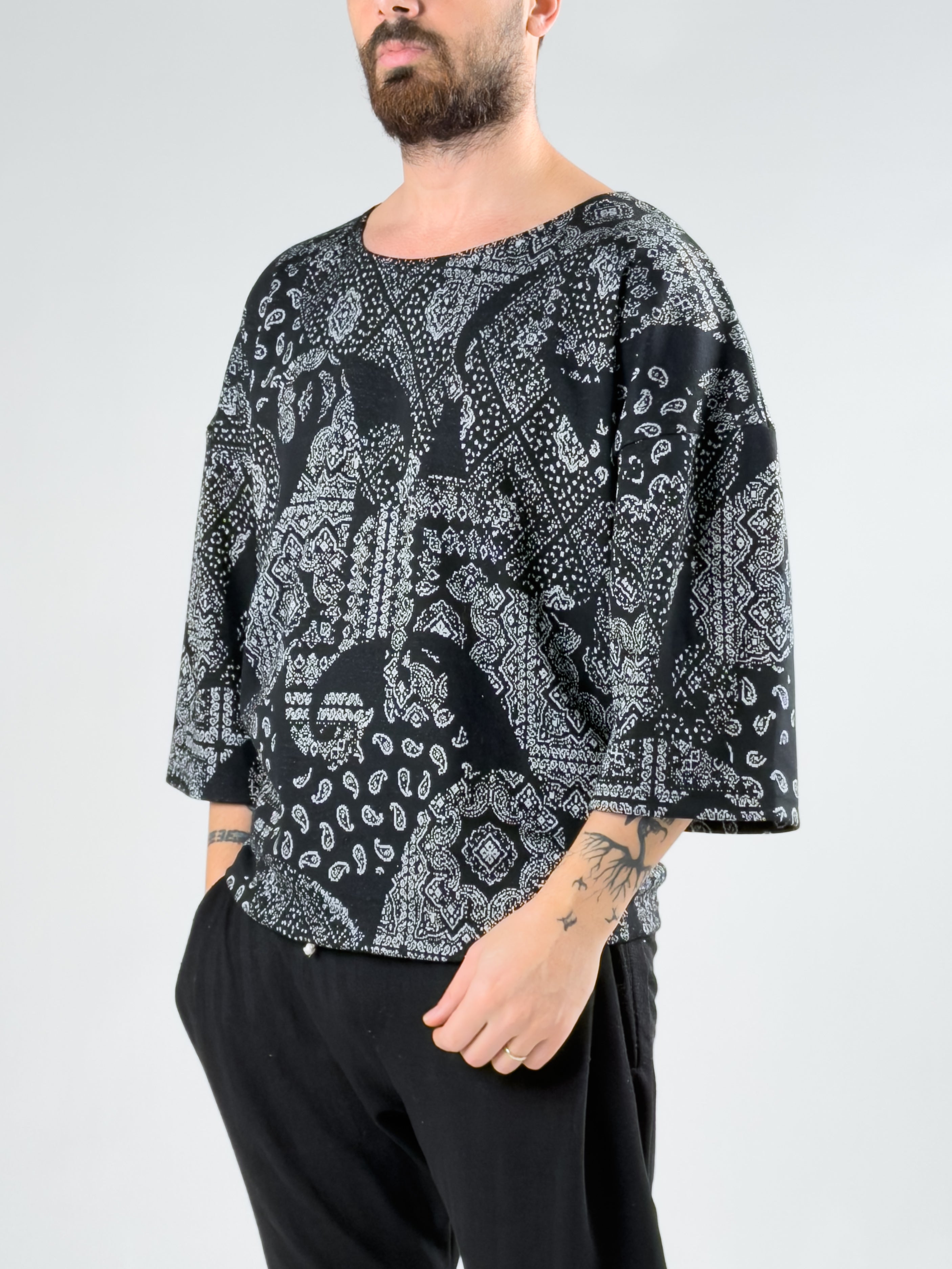 Etnik Desenli Erkek Fakir Kol T-shirt COCK0049