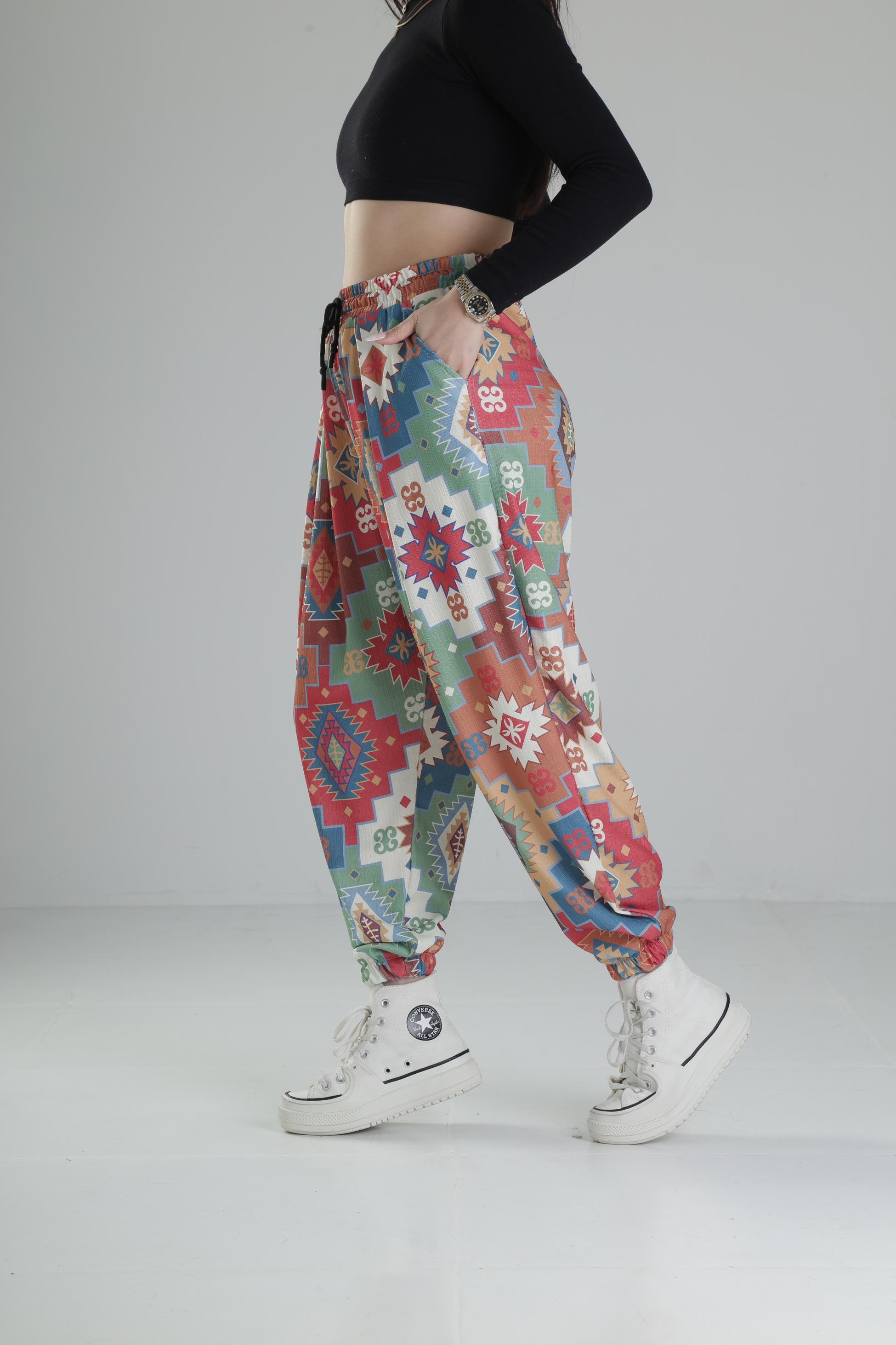 Etnik Desenli Pileli Jogger COC2243