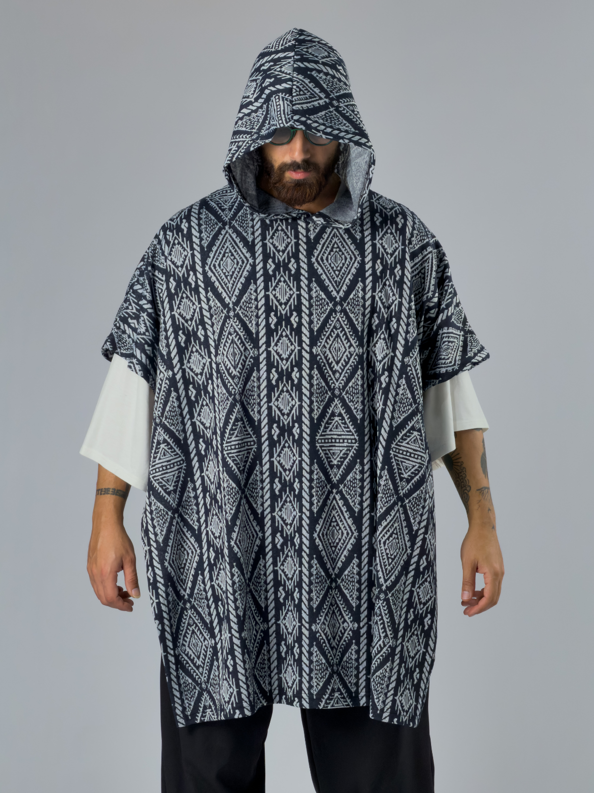 Etnik Desenli Siyah Erkek Panço COC3376