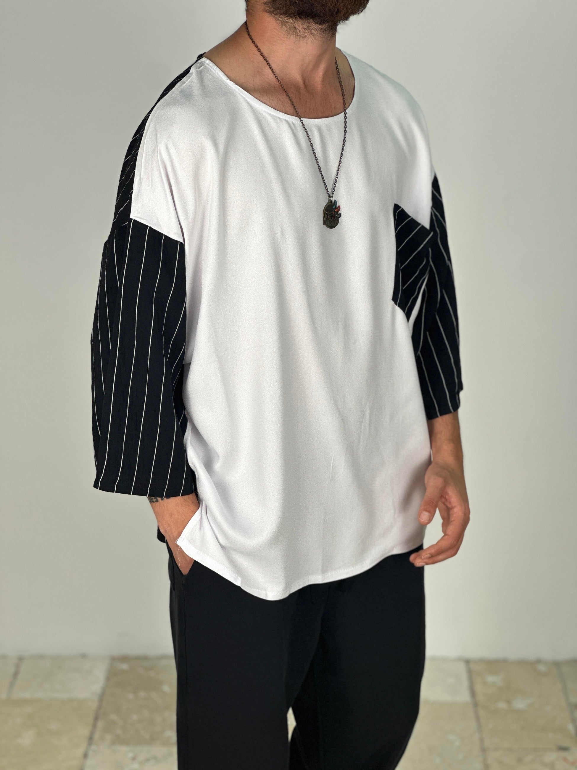 Fakir Kol Viscon Siyah Beyaz Oversize T-Shirt COC2279