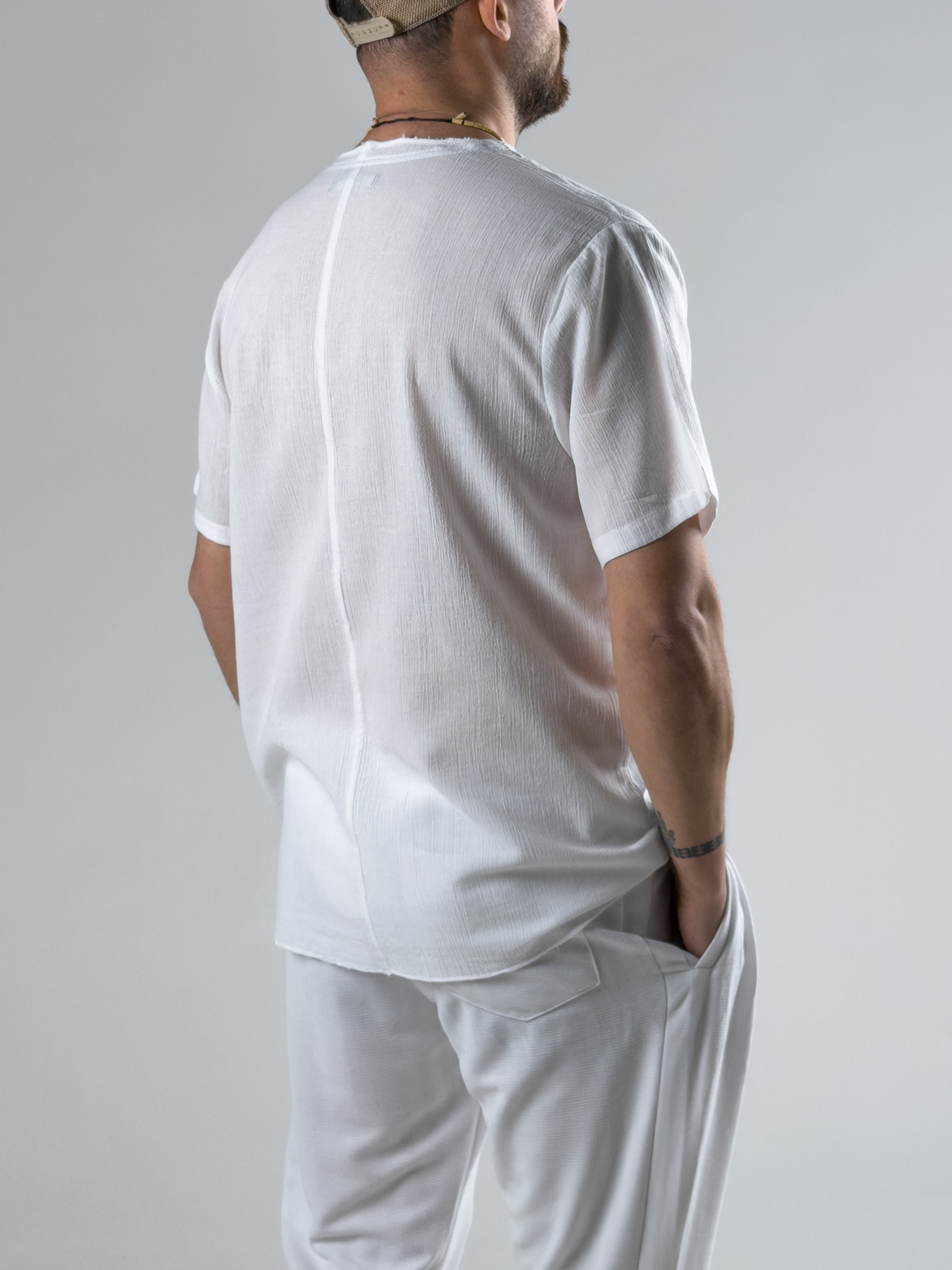 Good People Beyaz Tasarım T-Shirt COC2986