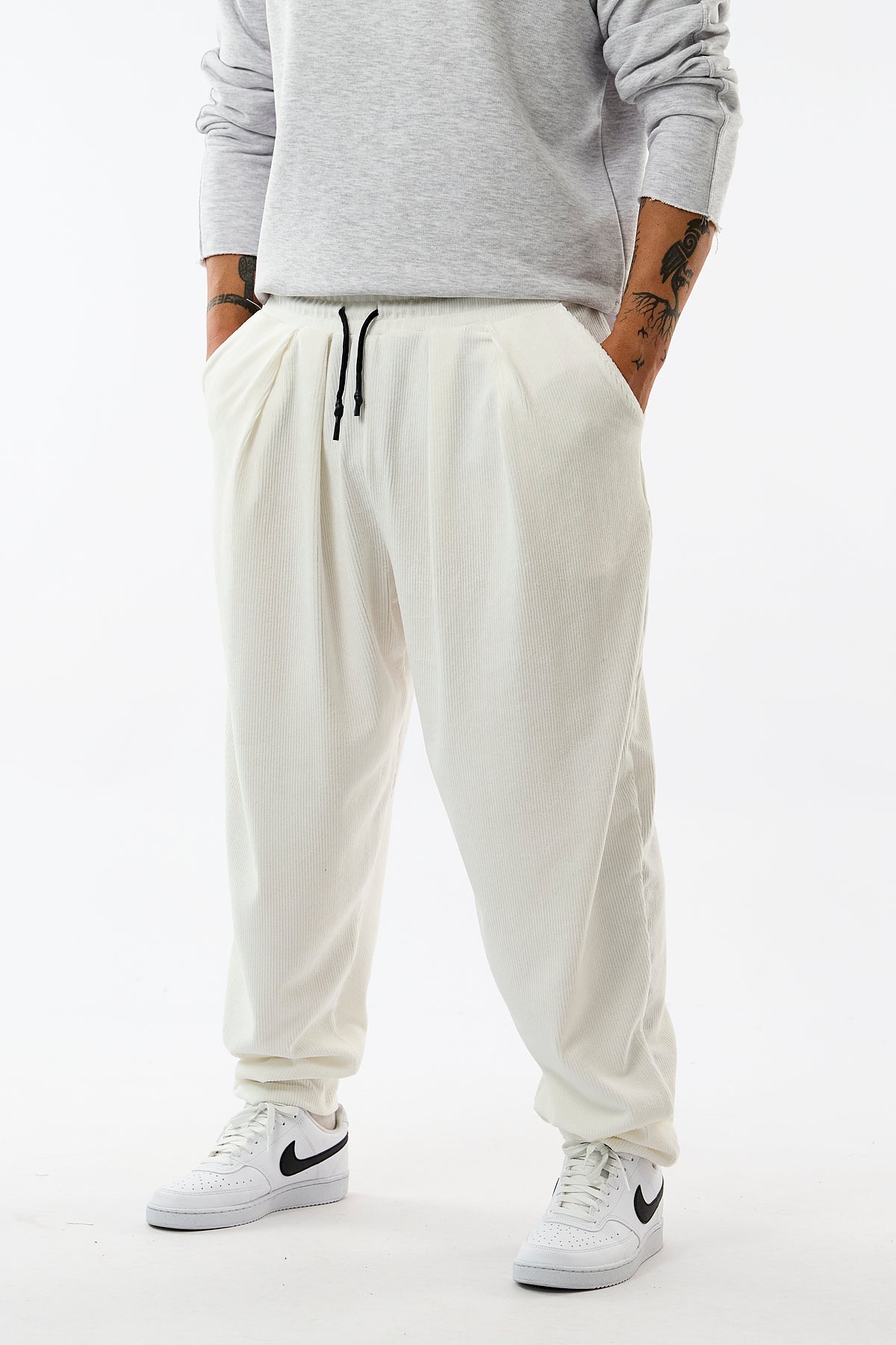 Kadife Pileli Beyaz Jogger Erkek Pantolon COC3628