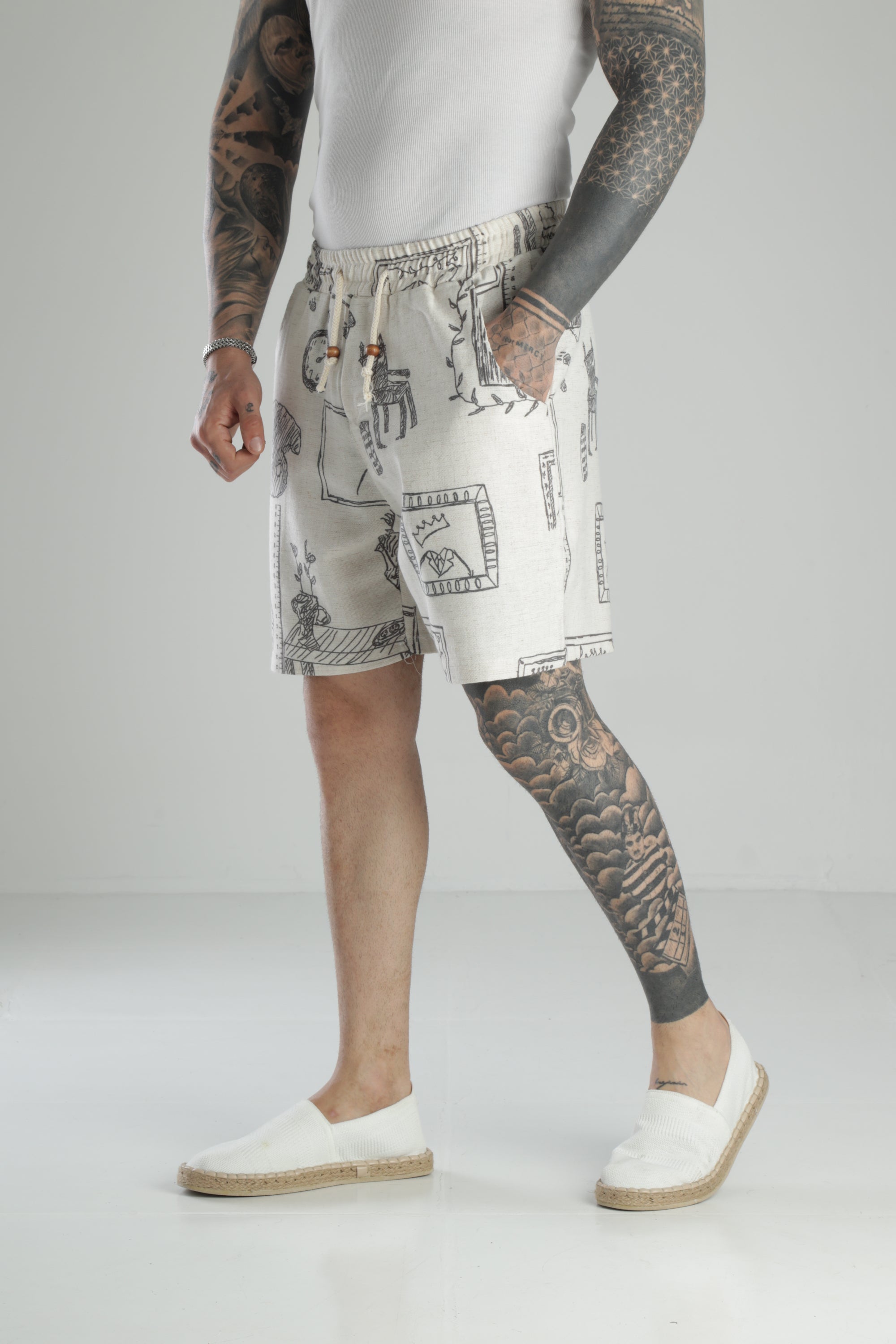 Karikatür Baskılı Keten Şort COC1468