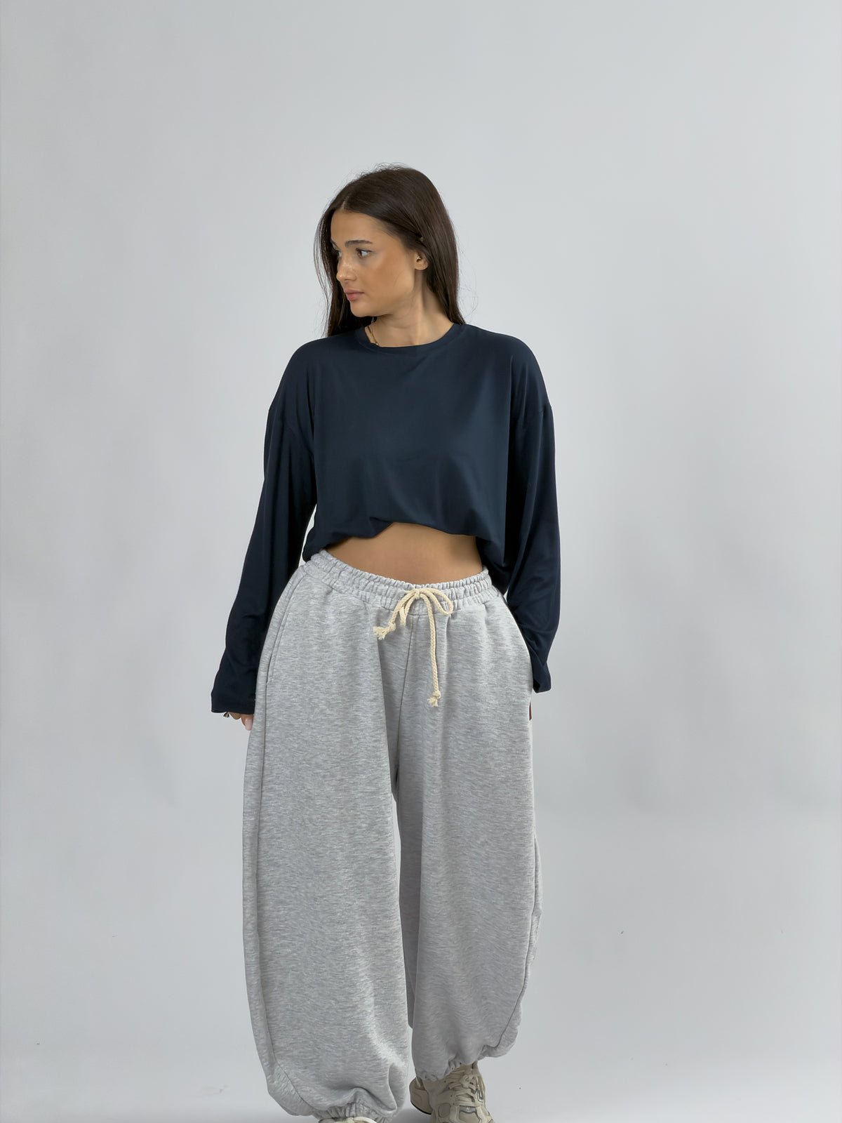 Lacivert Bisiklet Yaka Basic Kadın Sweatshirt COC3547