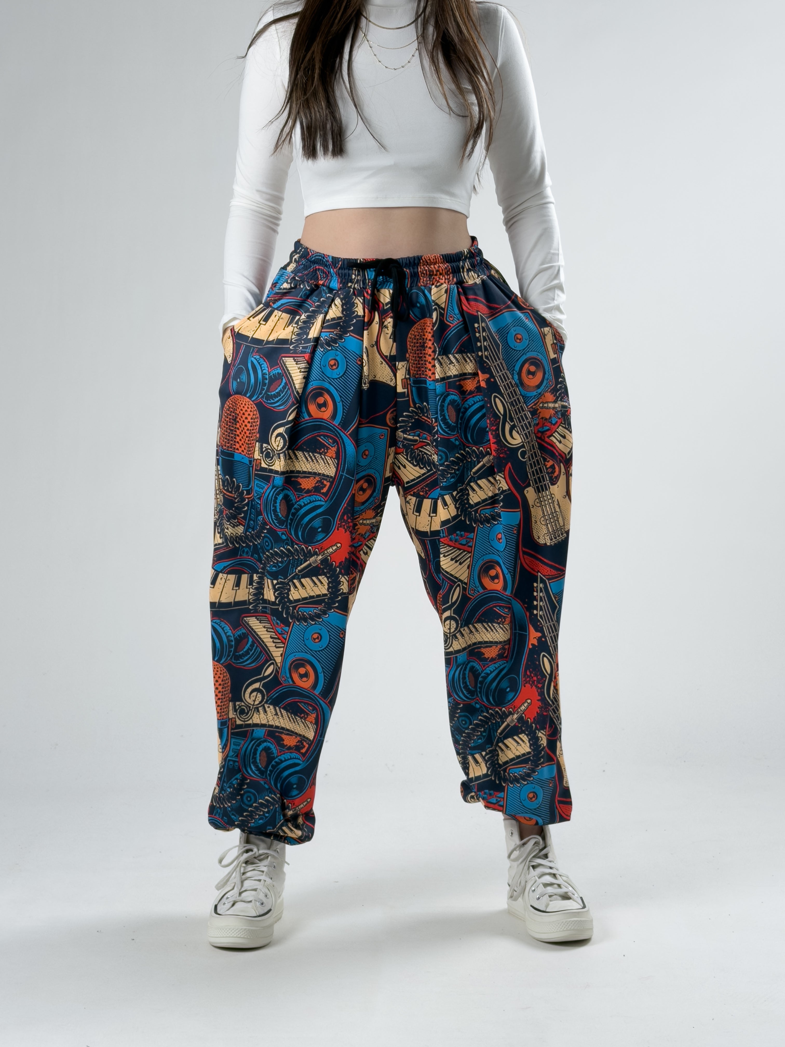 Müzik Desenli Kadın Lacivert Pileli Jogger Pantolon COC2898
