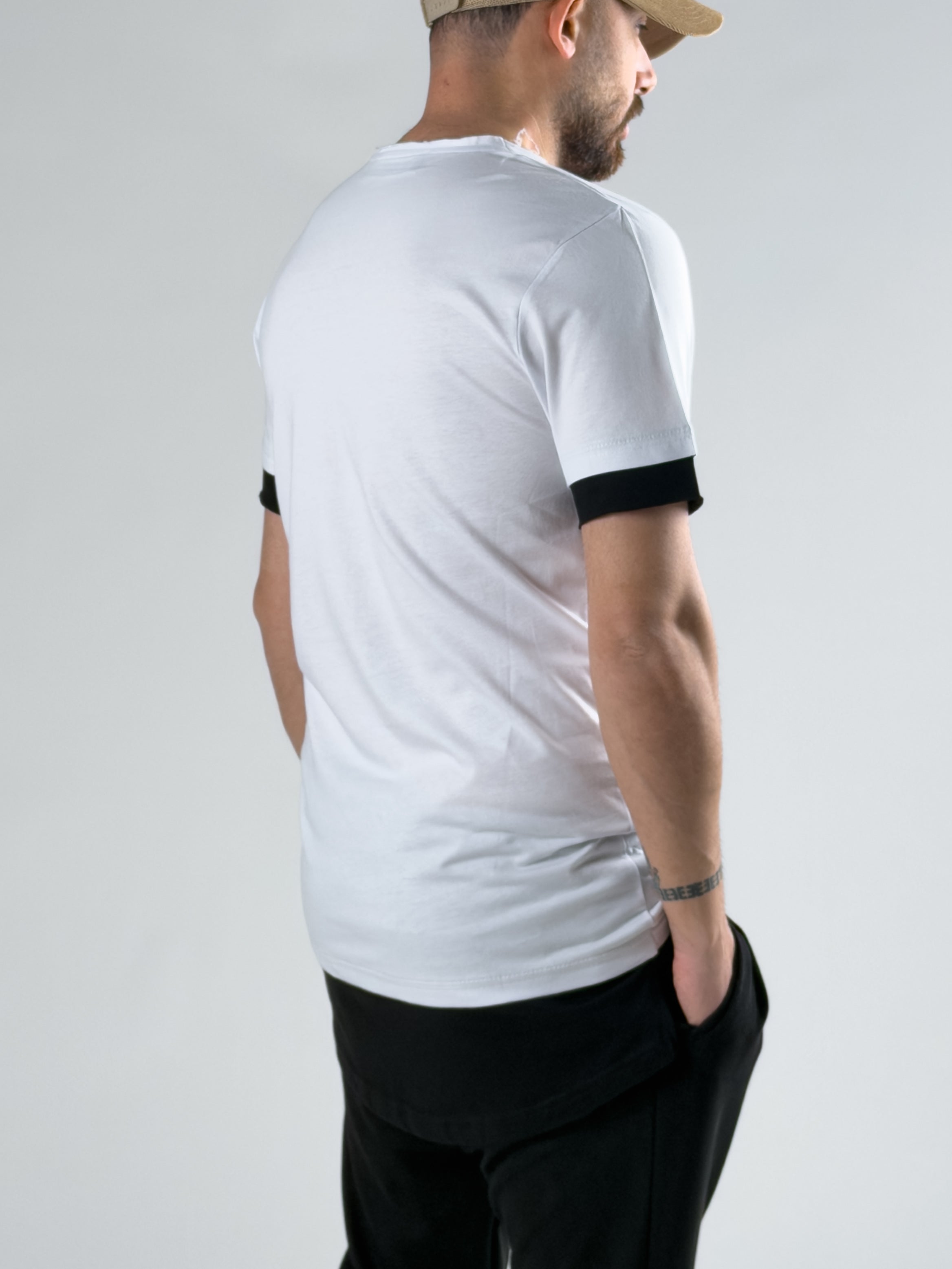 Oversize Siyah Parçalı Beyaz Erkek T-Shirt COC3075